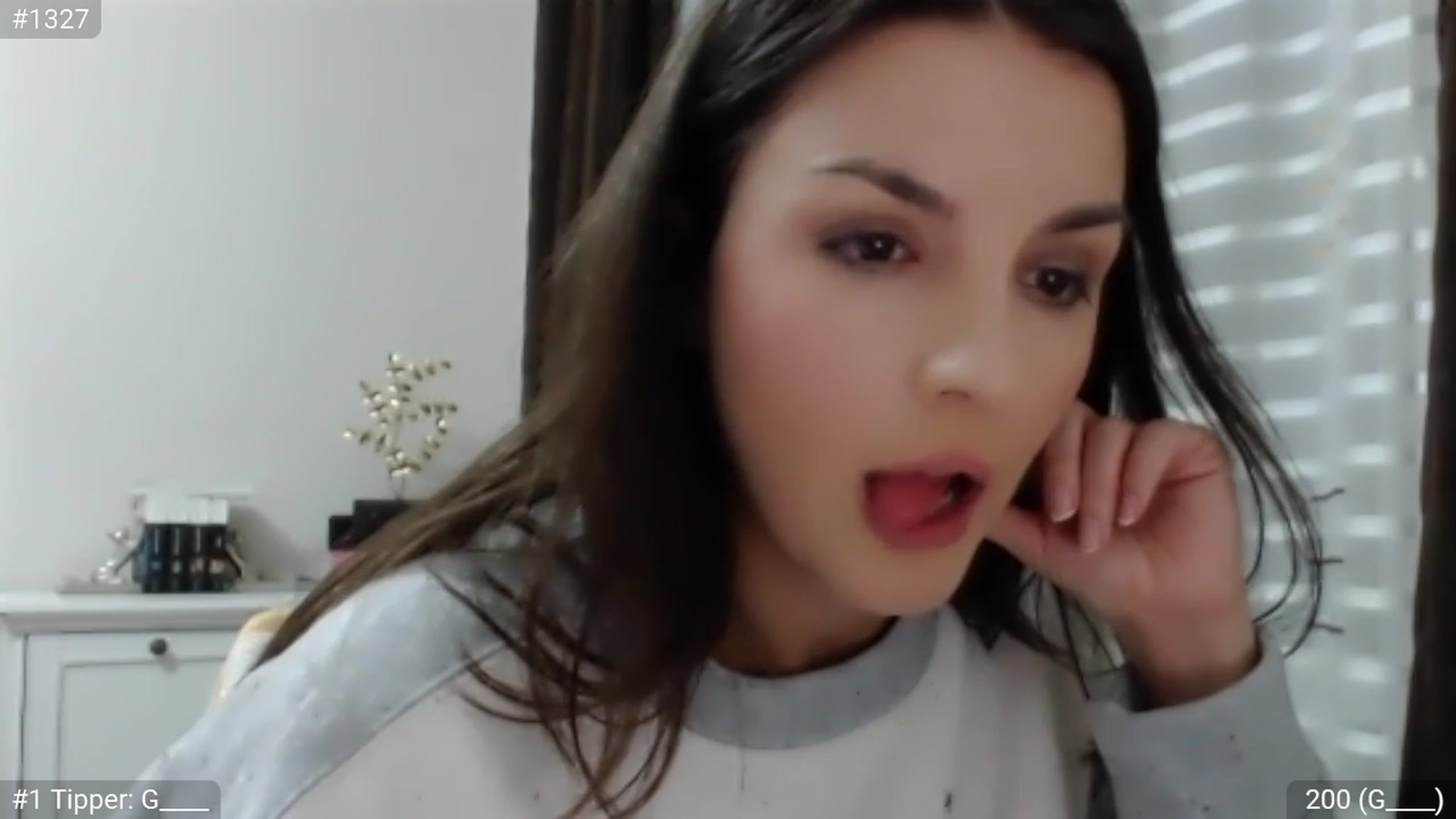 Gallery image thumbnail from CandySmores's myfreecams stream on, 03/12/2023, 23:25 image 18 of 20