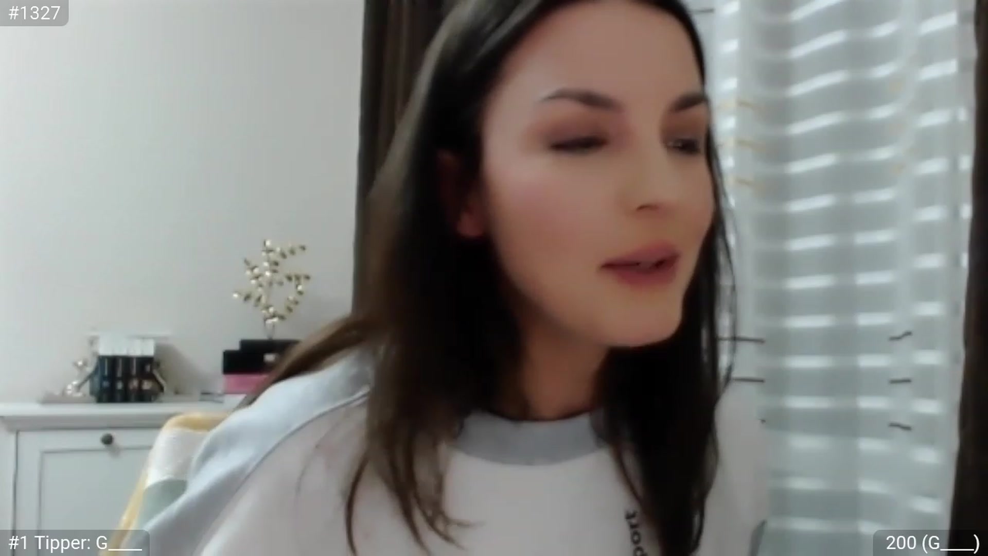 Gallery image thumbnail from CandySmores's myfreecams stream on, 03/12/2023, 23:25 image 16 of 20
