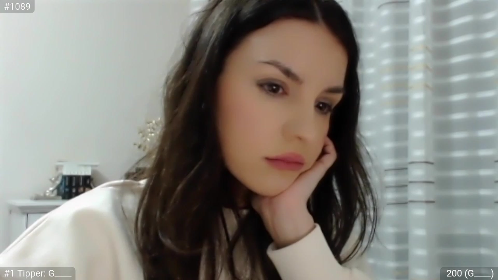 Gallery image thumbnail from CandySmores's myfreecams stream on, 03/19/2023, 24:08 image 8 of 20