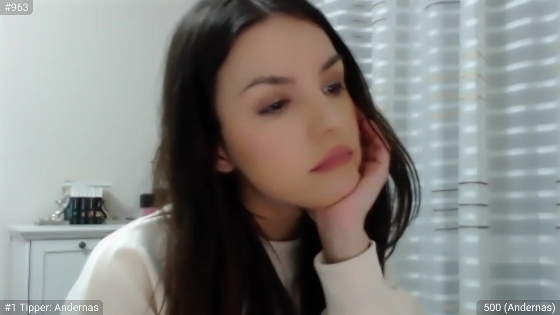 Gallery image thumbnail from CandySmores's myfreecams stream on, 03/19/2023, 24:43 image 18 of 20