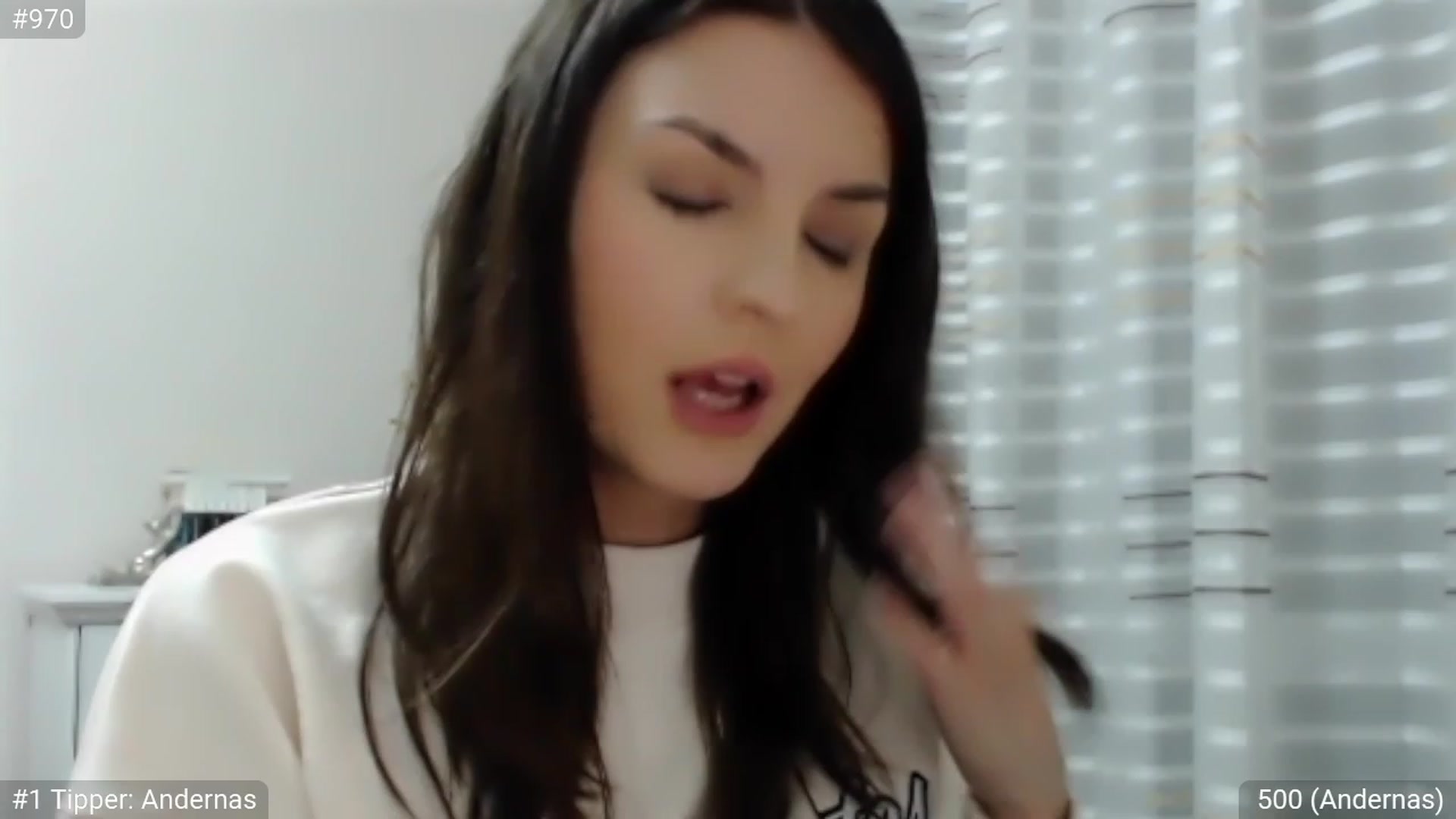 Gallery image thumbnail from CandySmores's myfreecams stream on, 03/19/2023, 24:43 image 9 of 20
