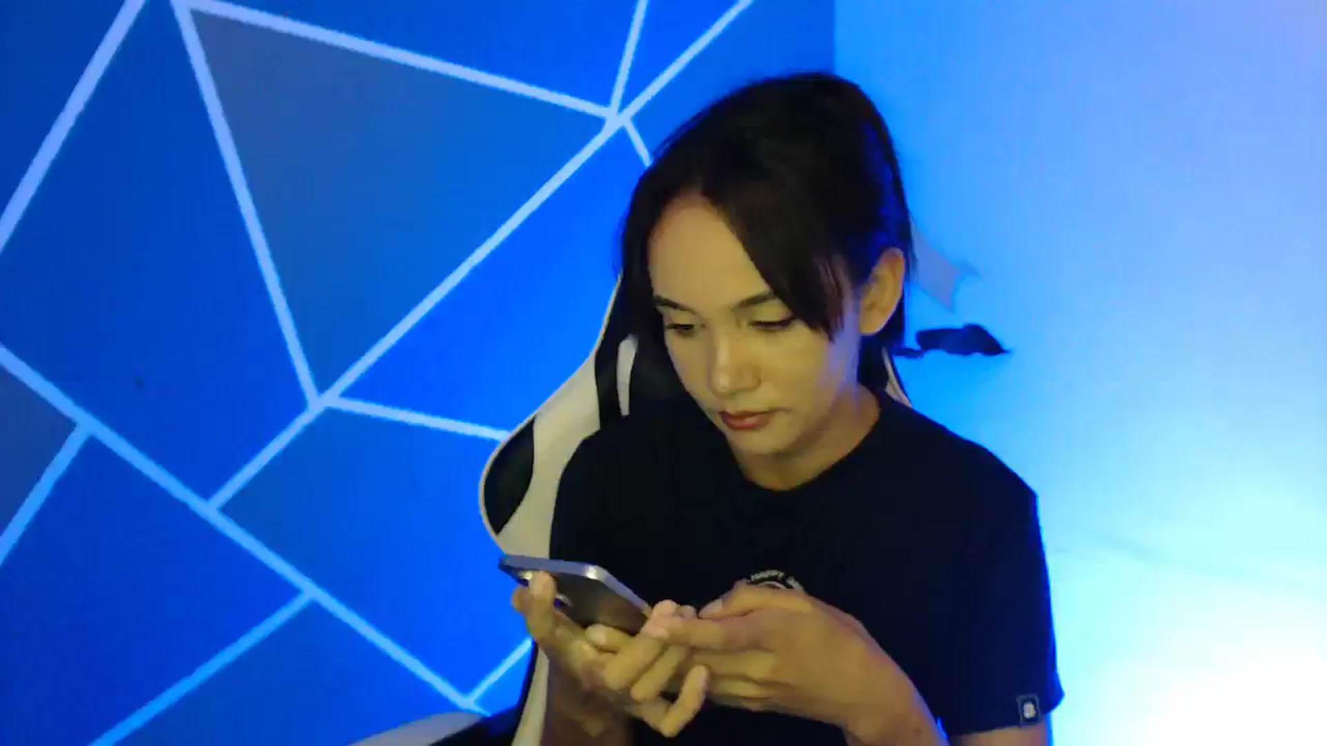 Gallery image thumbnail from Candy_2019's myfreecams stream on, 10/20/2024, 03:11 image 15 of 20