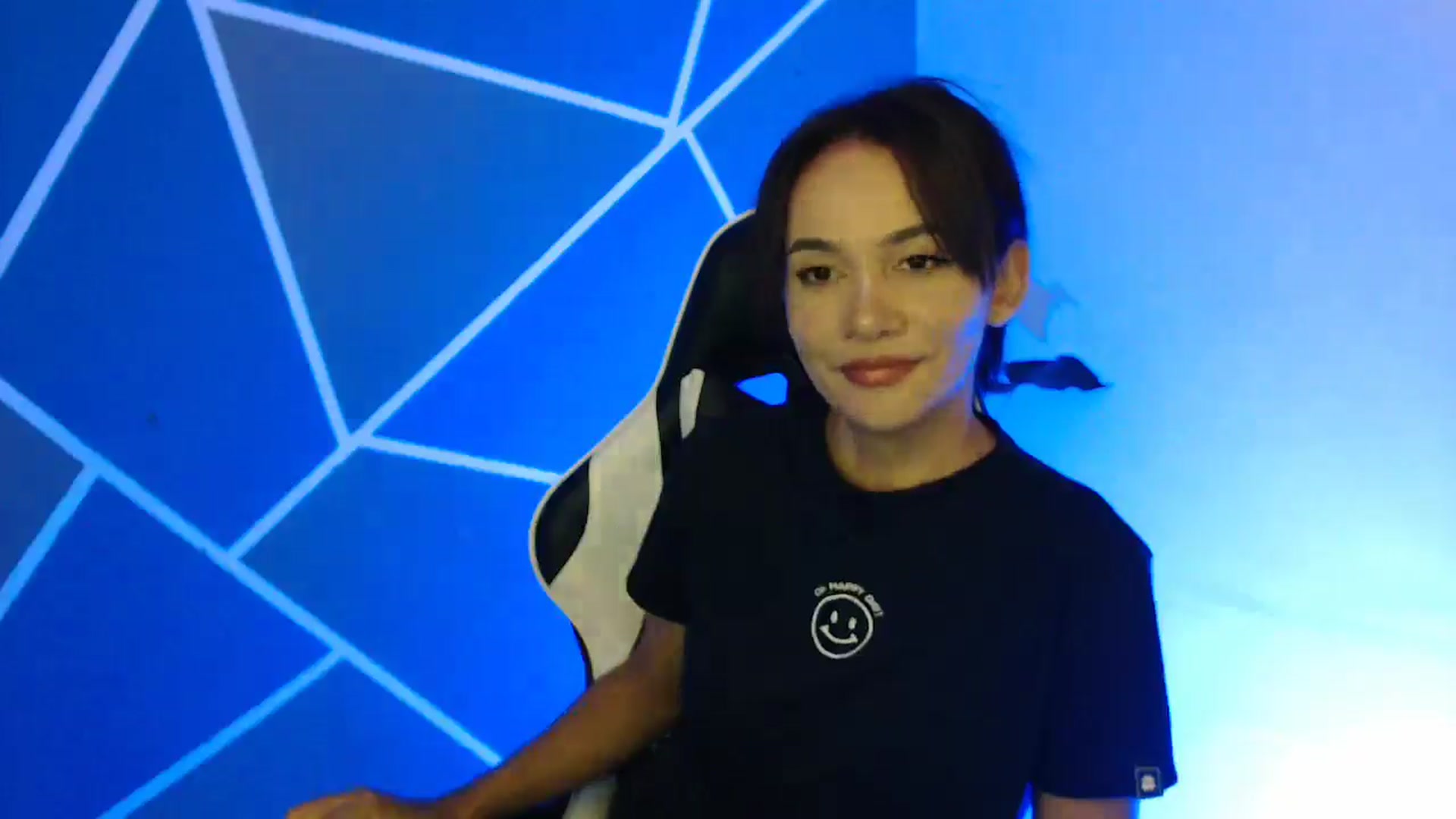 Gallery image thumbnail from Candy_2019's myfreecams stream on, 10/20/2024, 03:11 image 14 of 20