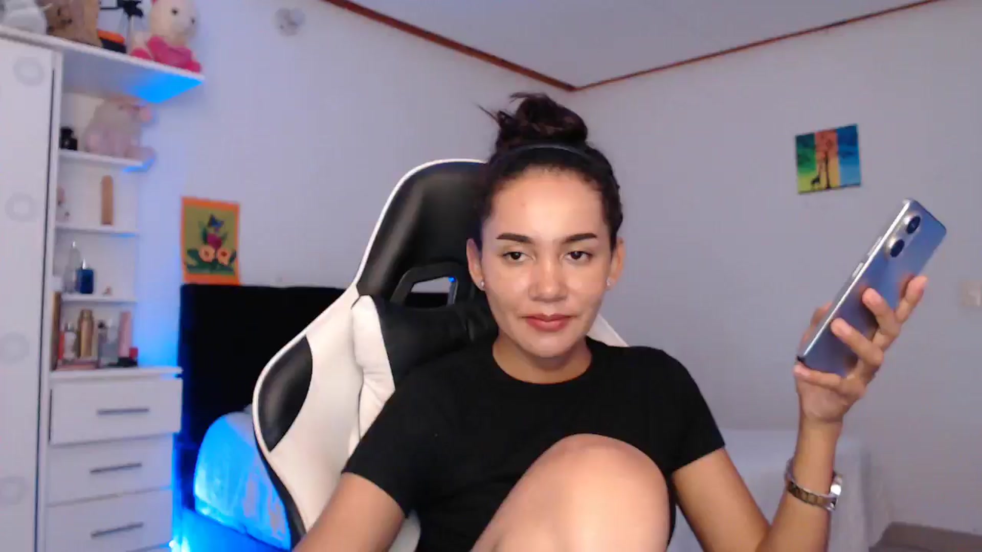 Gallery image thumbnail from Candy_2019's myfreecams stream on, 06/28/2025, 22:59 image 19 of 20
