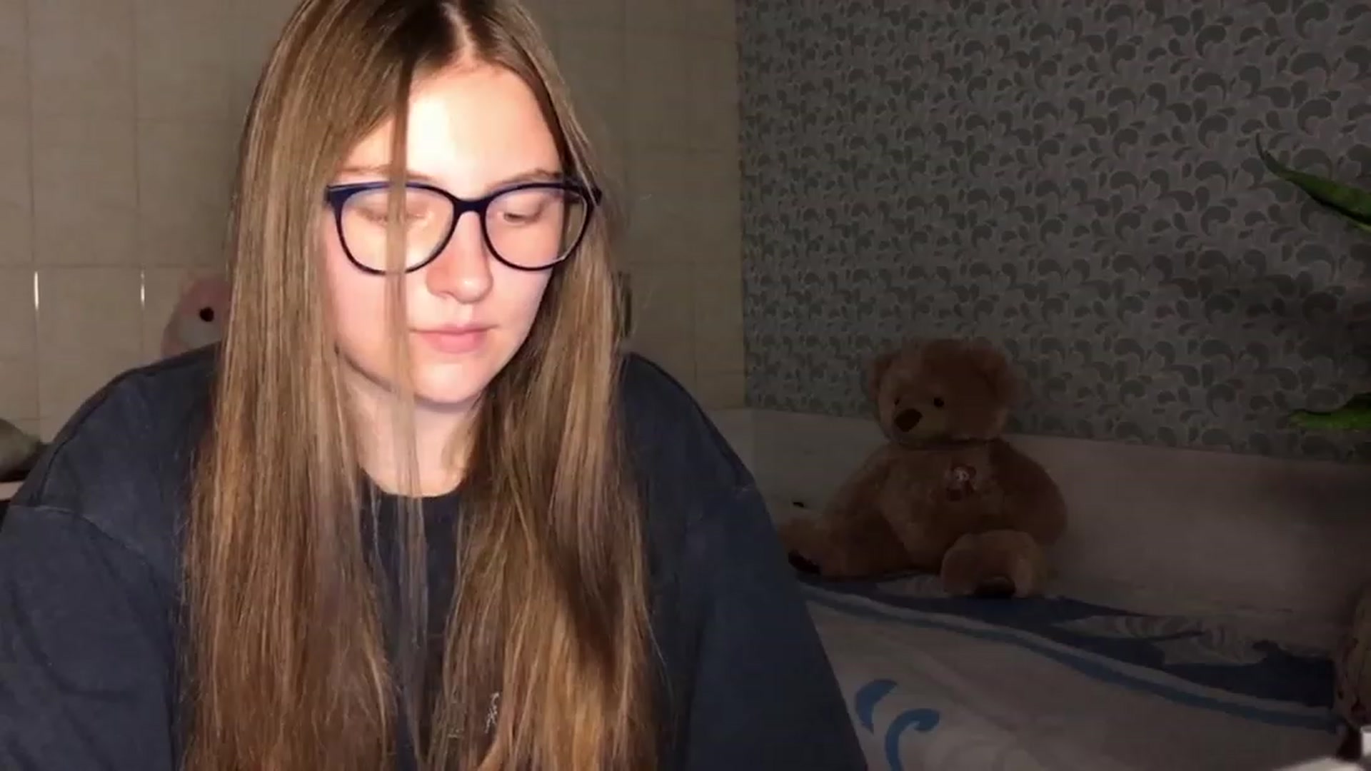 Gallery image thumbnail from Candy_Eve's myfreecams stream on, 08/29/2023, 21:02 image 19 of 20