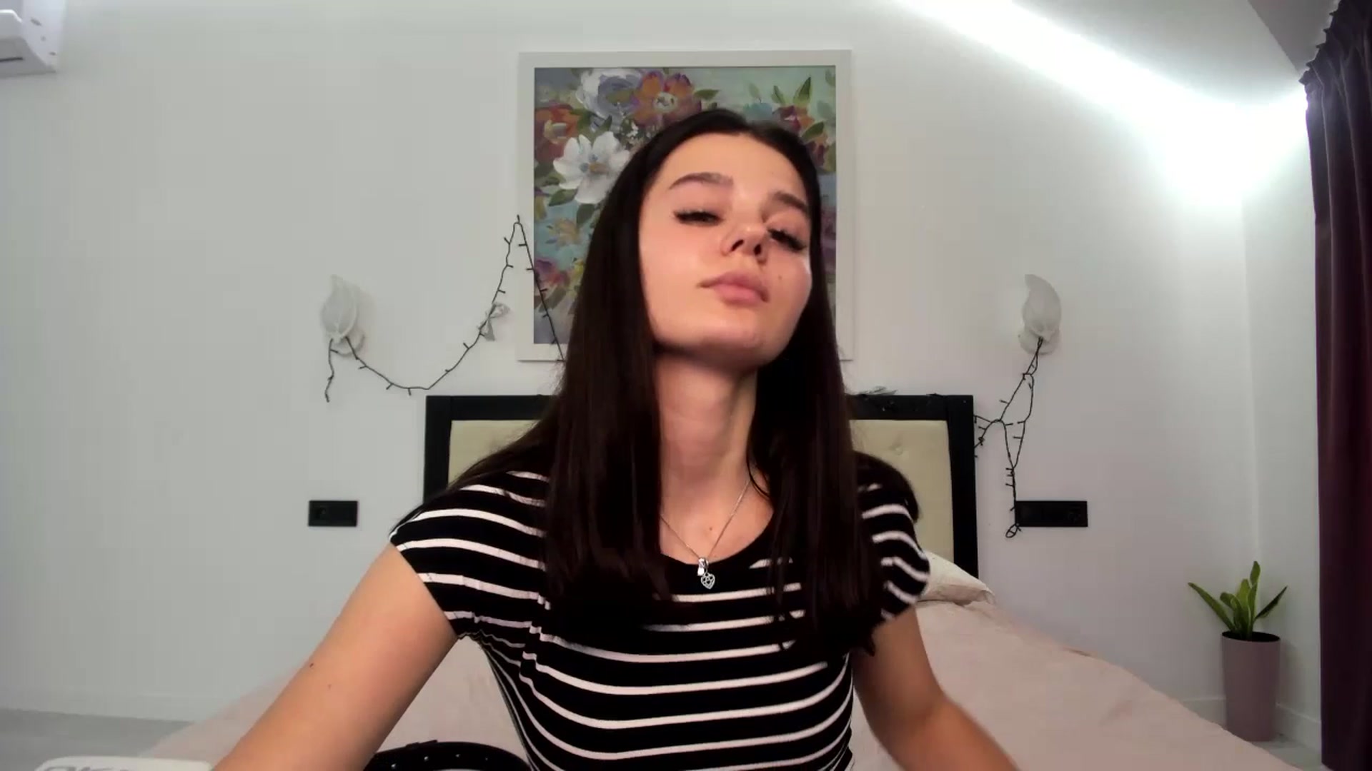 Gallery image thumbnail from Candy_Lovve's myfreecams stream on, 07/02/2023, 10:13 image 12 of 20
