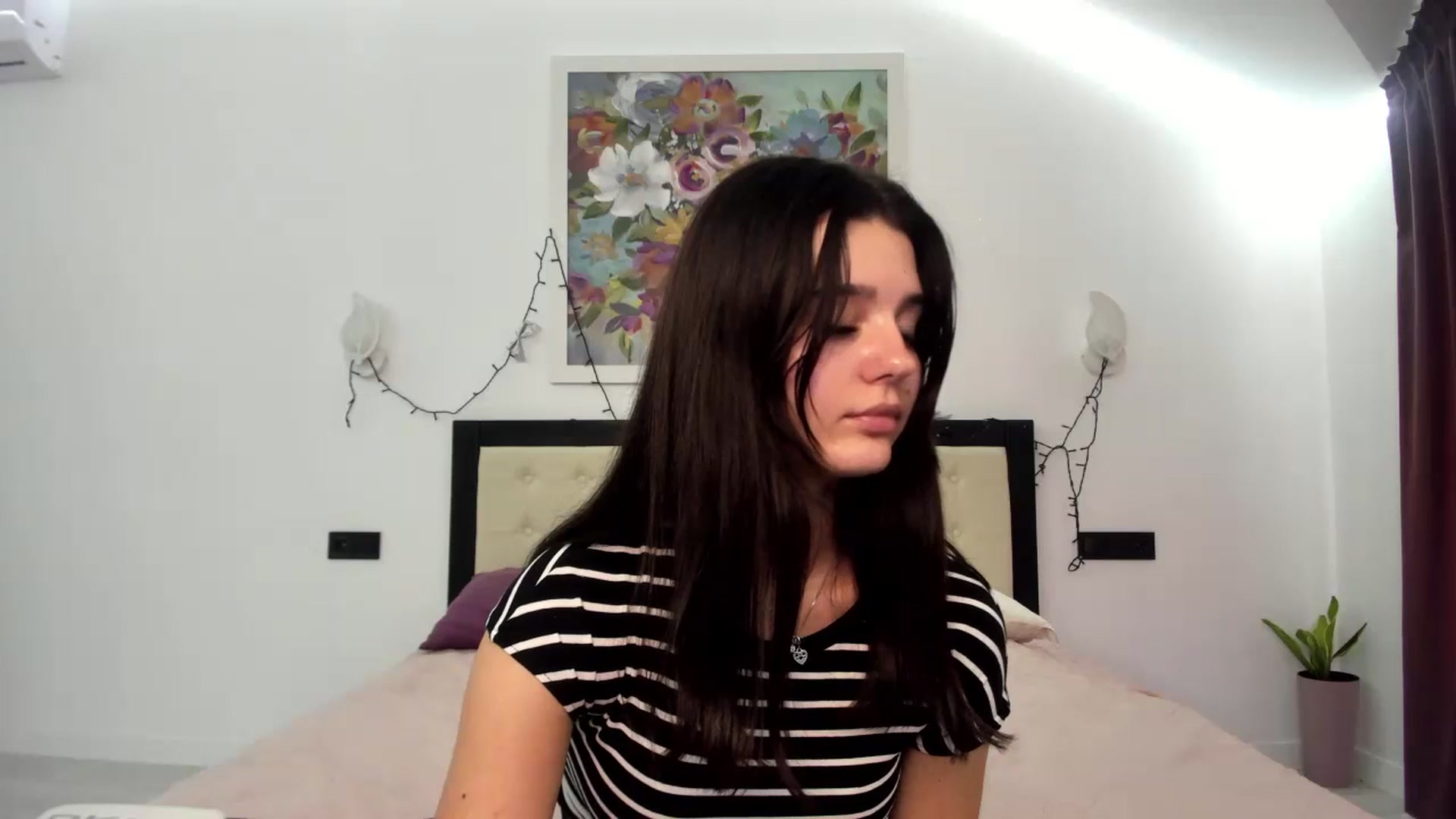 Gallery image thumbnail from Candy_Lovve's myfreecams stream on, 07/02/2023, 11:18 image 18 of 20