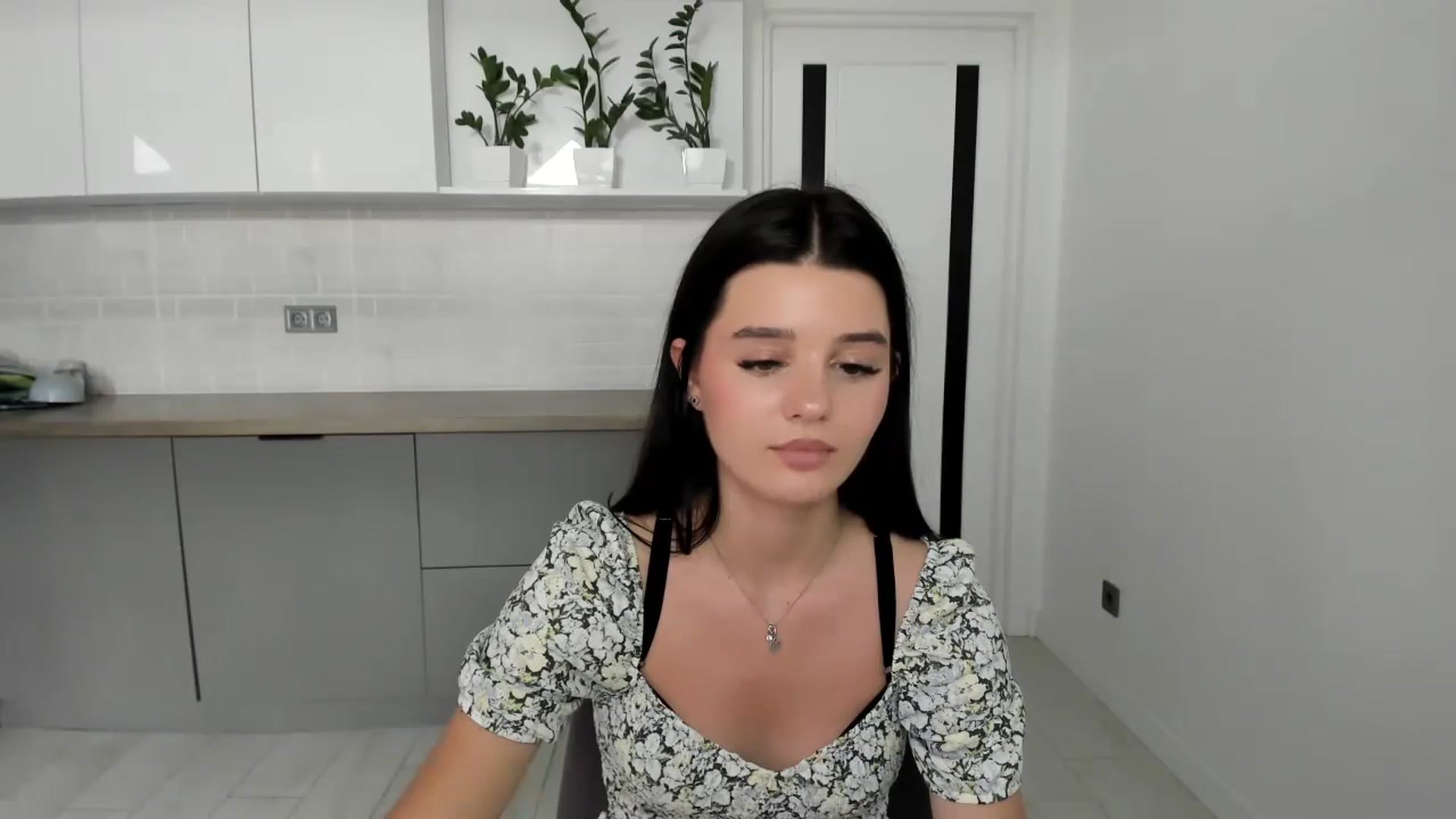 Gallery image thumbnail from Candy_Lovve's myfreecams stream on, 07/04/2023, 10:35 image 5 of 20