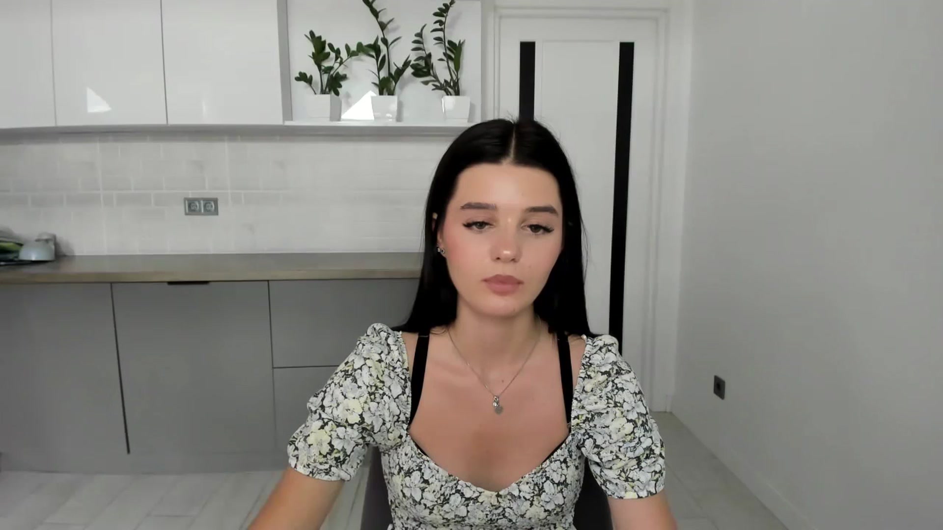 Gallery image thumbnail from Candy_Lovve's myfreecams stream on, 07/04/2023, 10:35 image 8 of 20