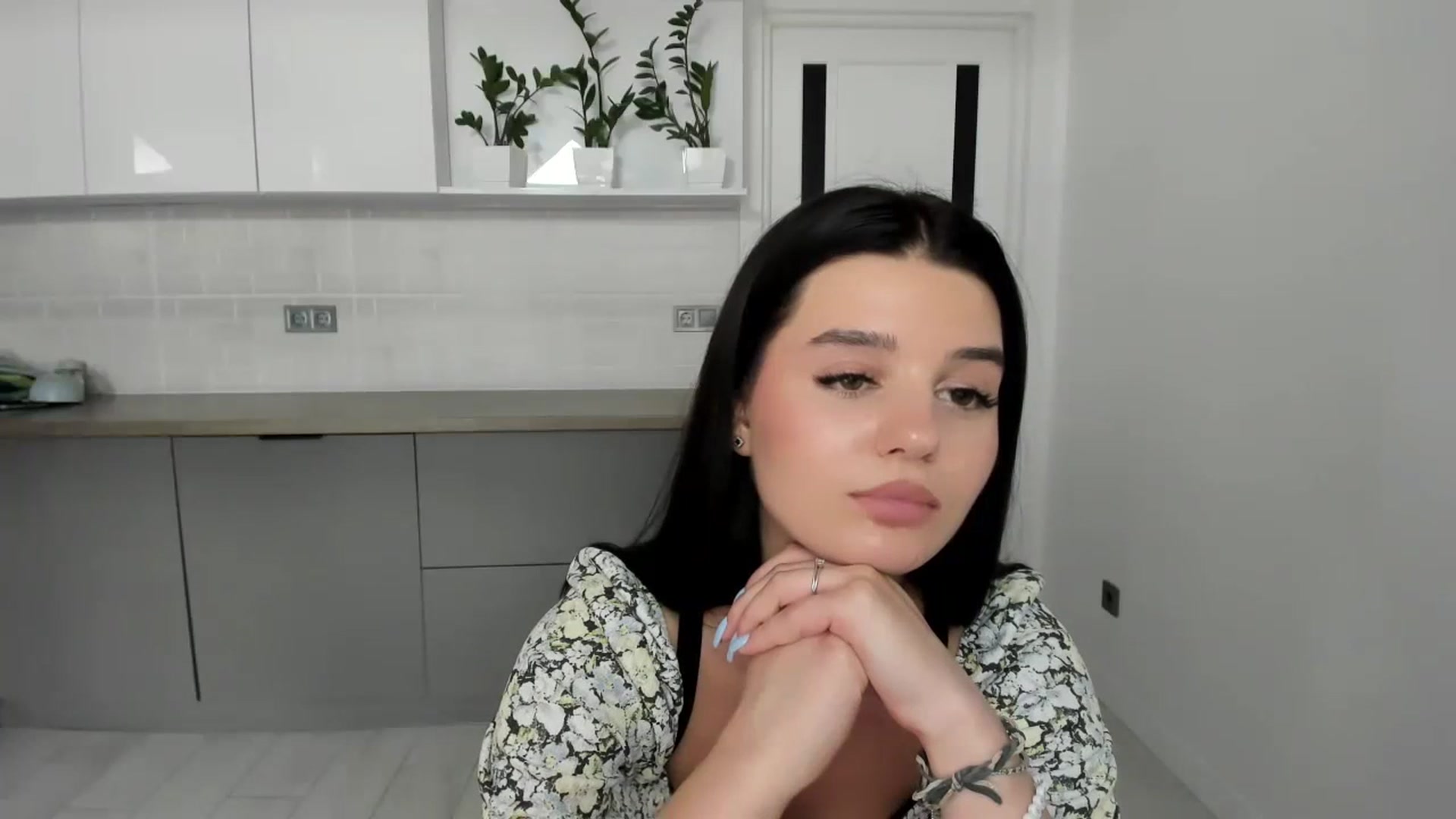 Gallery image thumbnail from Candy_Lovve's myfreecams stream on, 07/04/2023, 10:35 image 11 of 20