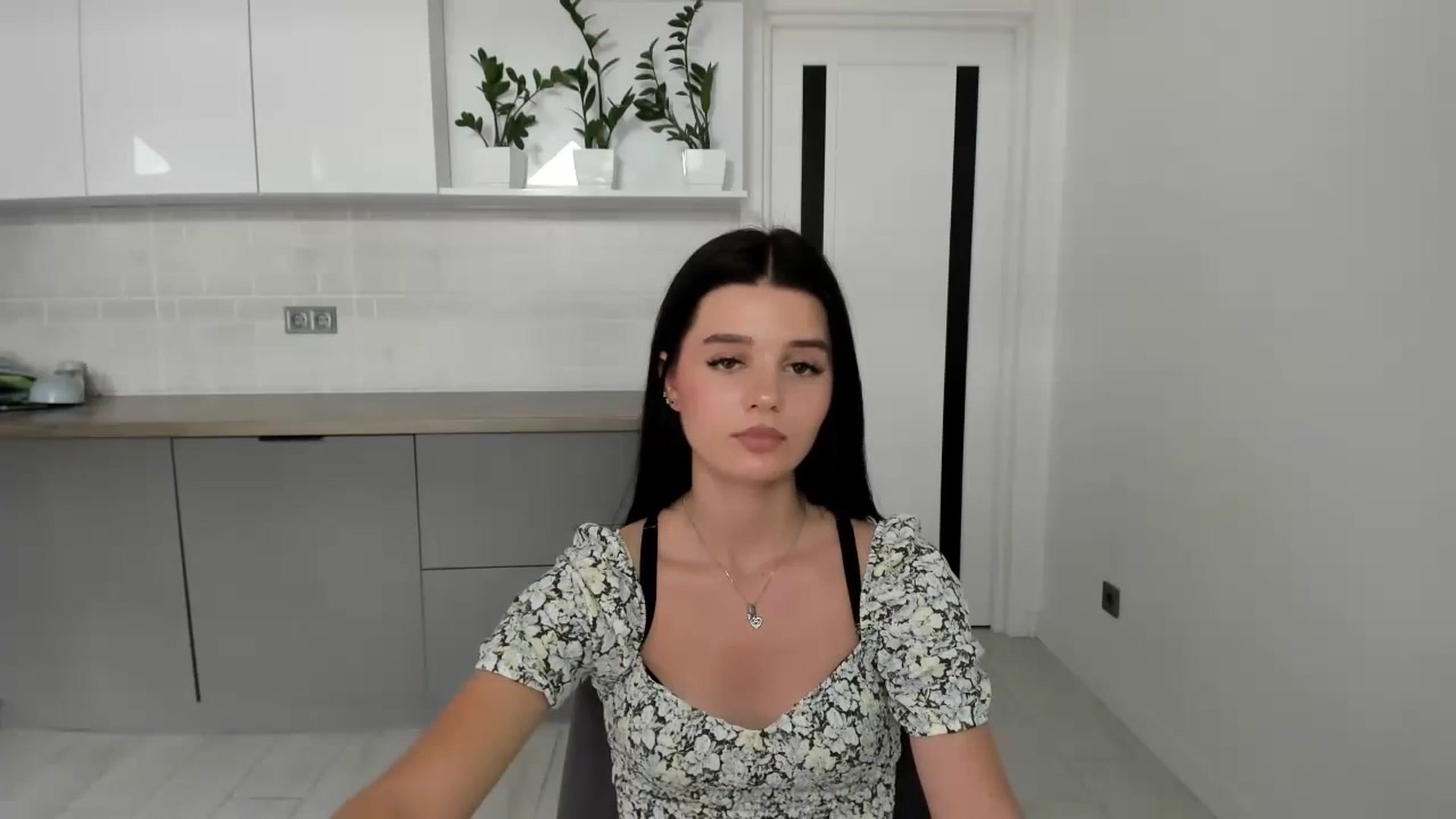 Gallery image thumbnail from Candy_Lovve's myfreecams stream on, 07/04/2023, 10:35 image 20 of 20
