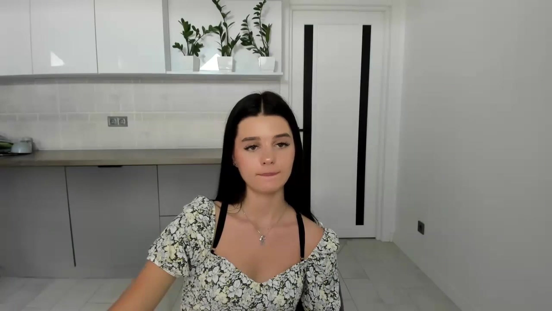 Gallery image thumbnail from Candy_Lovve's myfreecams stream on, 07/04/2023, 11:55 image 16 of 20