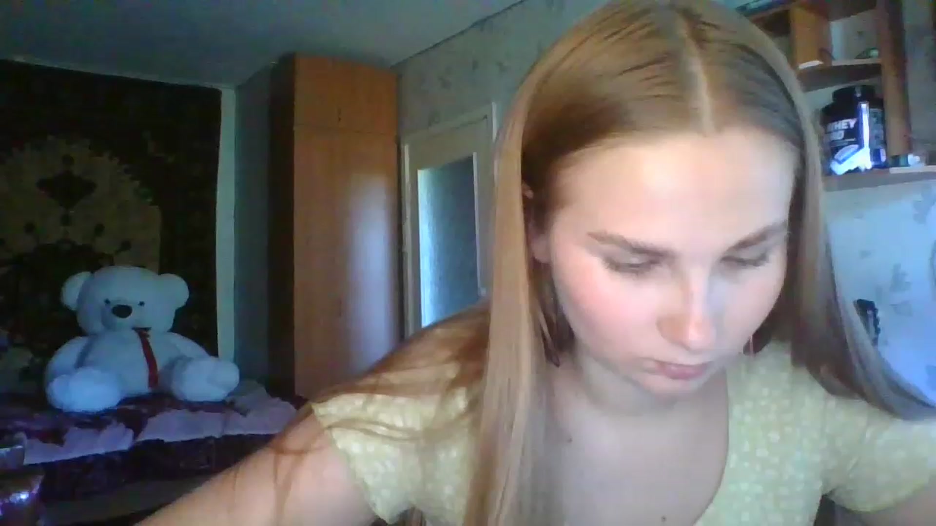 Gallery image thumbnail from Candy_UA's myfreecams stream on, 08/14/2023, 12:55 image 5 of 20
