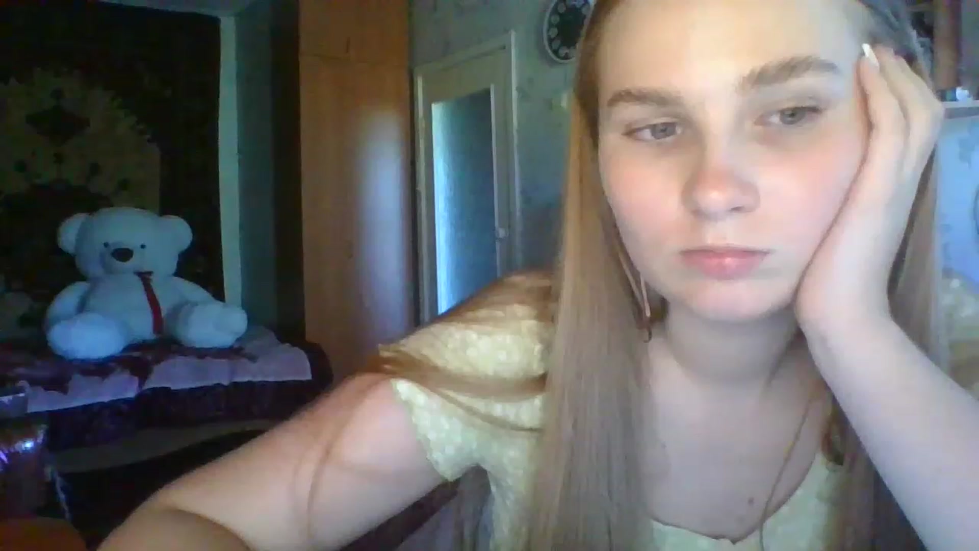 Gallery image thumbnail from Candy_UA's myfreecams stream on, 08/14/2023, 12:55 image 7 of 20
