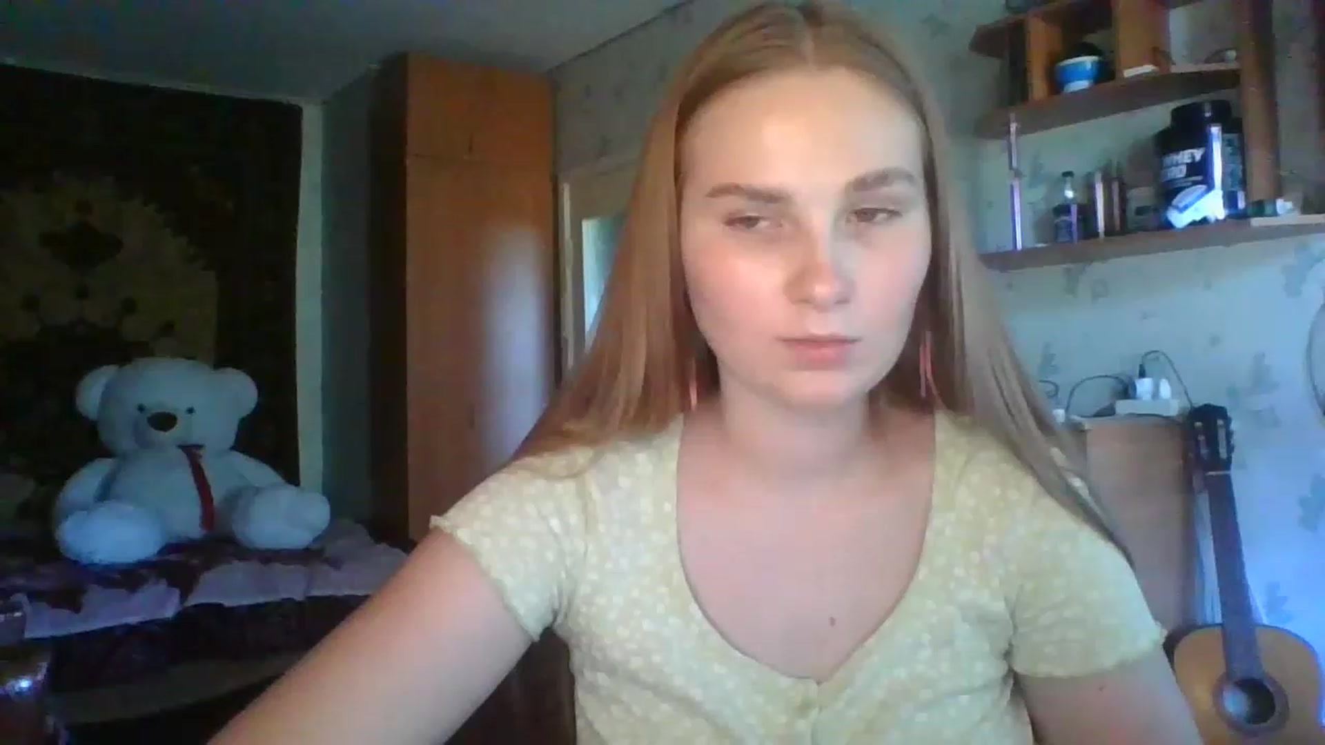 Gallery image thumbnail from Candy_UA's myfreecams stream on, 08/14/2023, 12:55 image 16 of 20