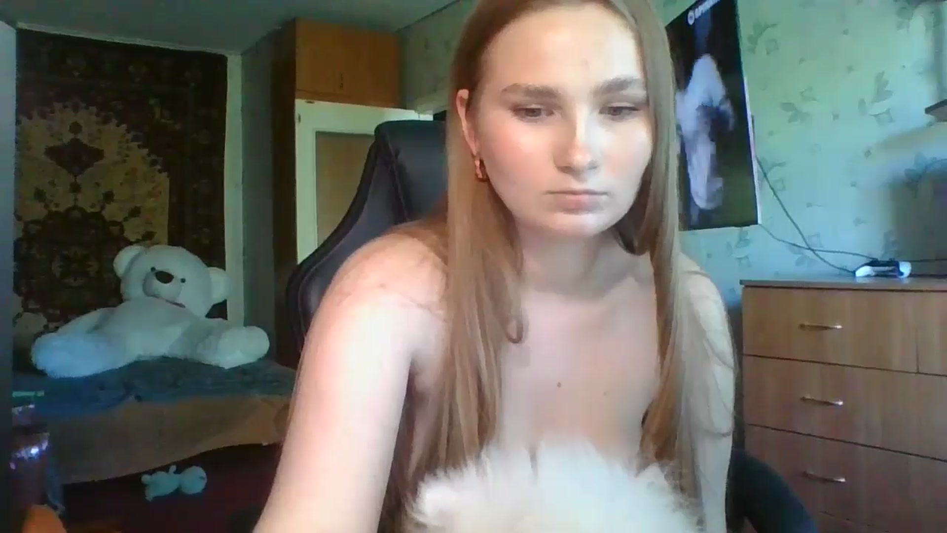 Gallery image thumbnail from Candy_UA's myfreecams stream on, 04/29/2024, 11:24 image 13 of 20