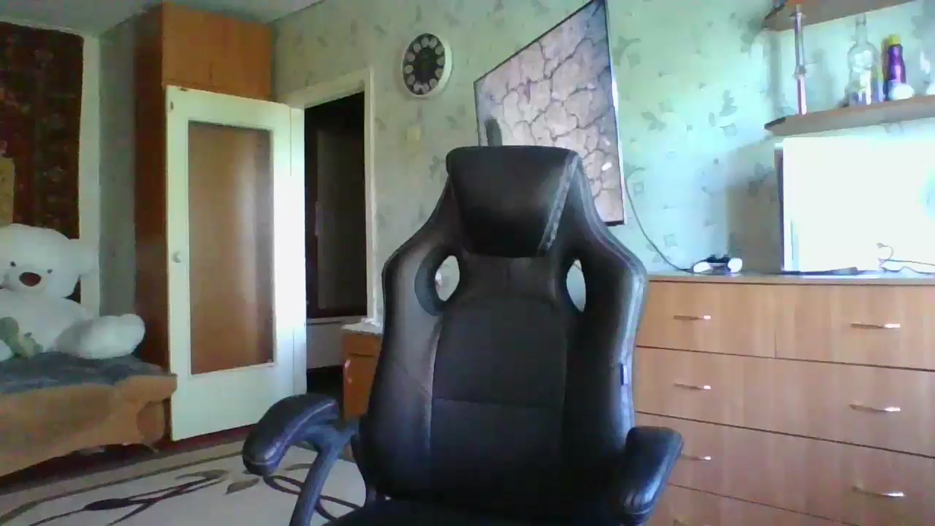 Gallery image thumbnail from Candy_UA's myfreecams stream on, 06/03/2024, 11:54 image 6 of 20