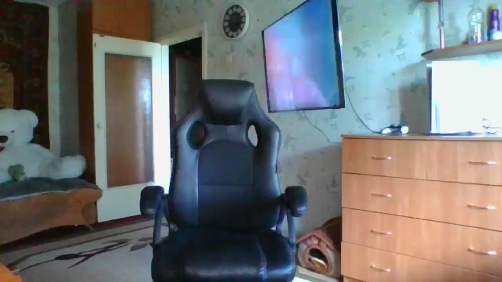 Gallery image thumbnail from Candy_UA's myfreecams stream on, 06/04/2024, 11:05 image 13 of 20