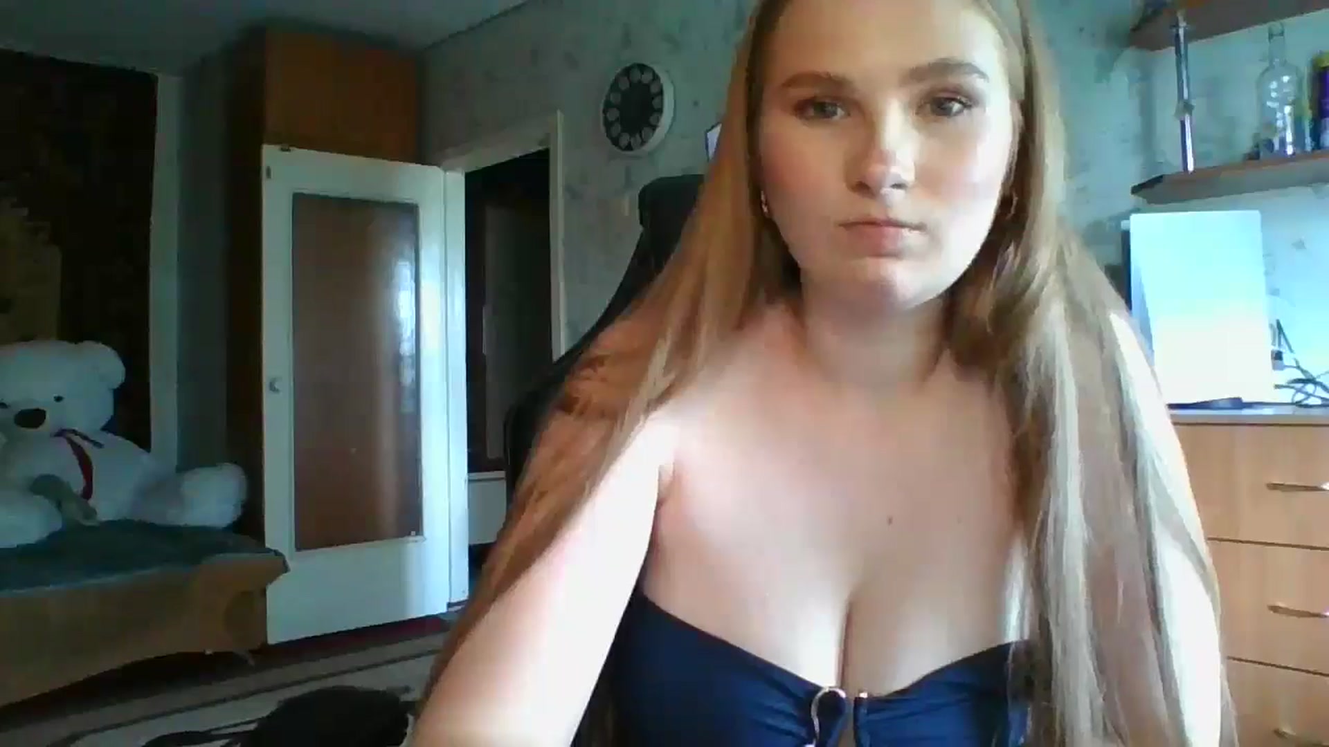 Gallery image thumbnail from Candy_UA's myfreecams stream on, 06/10/2024, 09:44 image 4 of 20