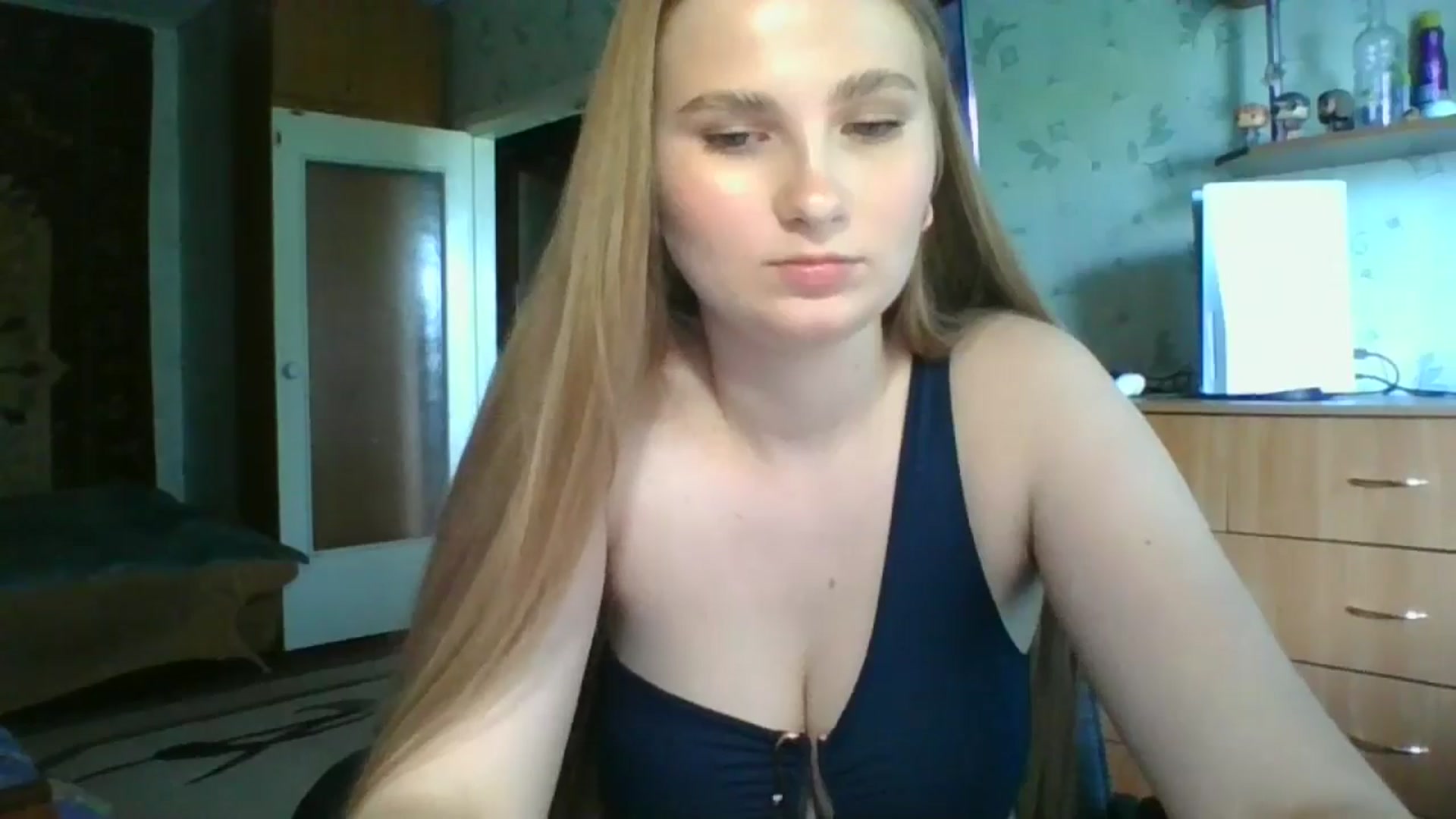 Gallery image thumbnail from Candy_UA's myfreecams stream on, 06/17/2024, 11:38 image 15 of 20