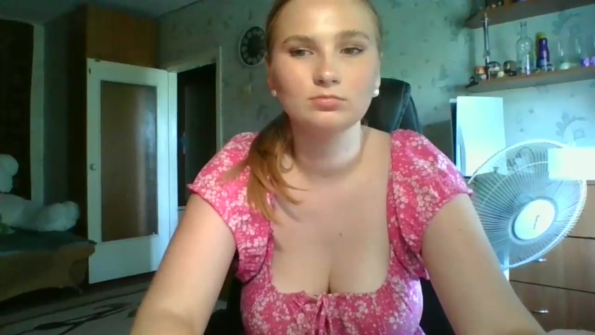 Gallery image thumbnail from Candy_UA's myfreecams stream on, 07/09/2024, 10:27 image 10 of 20