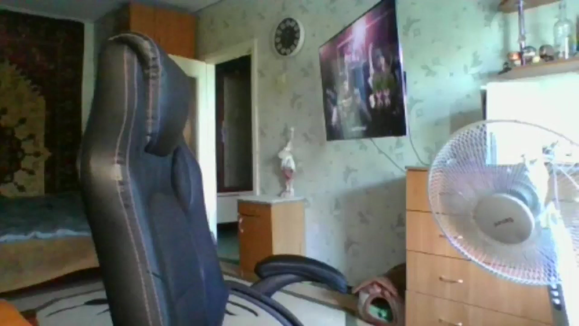 Gallery image thumbnail from Candy_UA's myfreecams stream on, 07/16/2024, 07:34 image 19 of 20