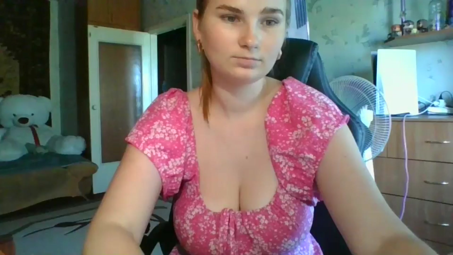 Gallery image thumbnail from Candy_UA's myfreecams stream on, 07/25/2024, 11:58 image 18 of 20