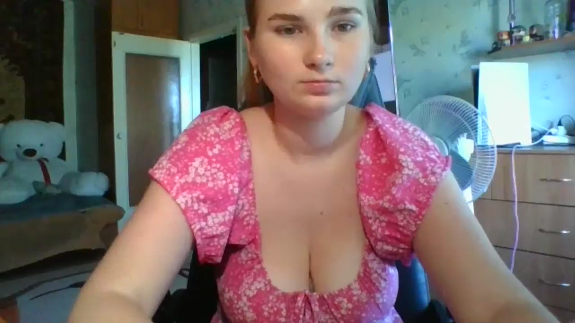 Gallery image thumbnail from Candy_UA's myfreecams stream on, 07/25/2024, 11:58 image 19 of 20