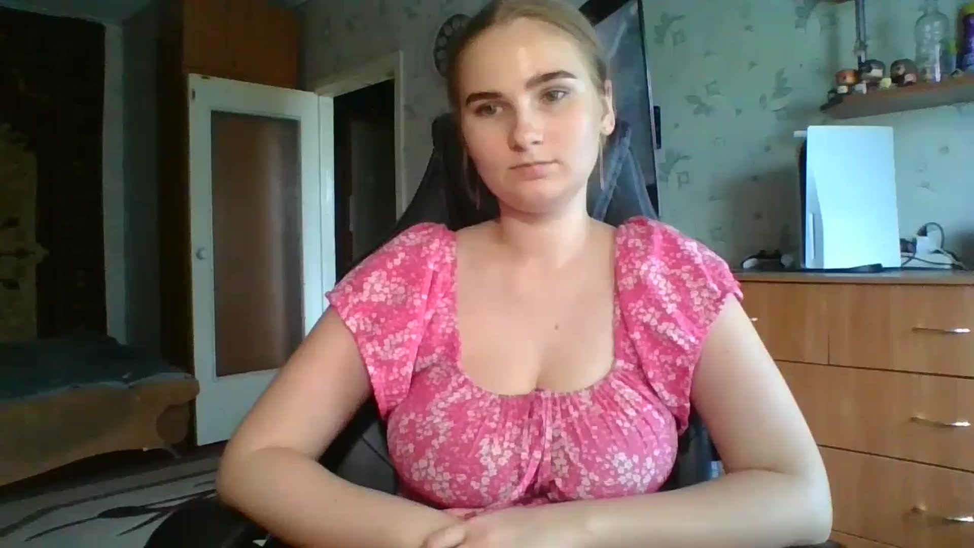 Gallery image thumbnail from Candy_UA's myfreecams stream on, 09/04/2024, 08:59 image 13 of 20