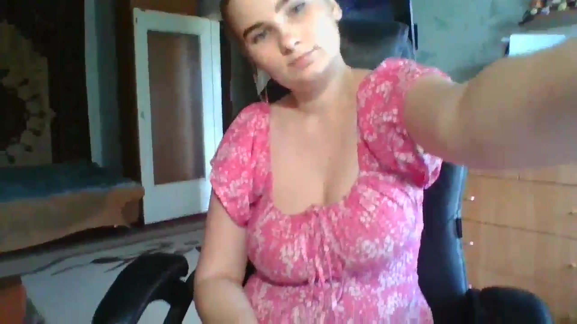 Gallery image thumbnail from Candy_UA's myfreecams stream on, 09/04/2024, 08:59 image 11 of 20