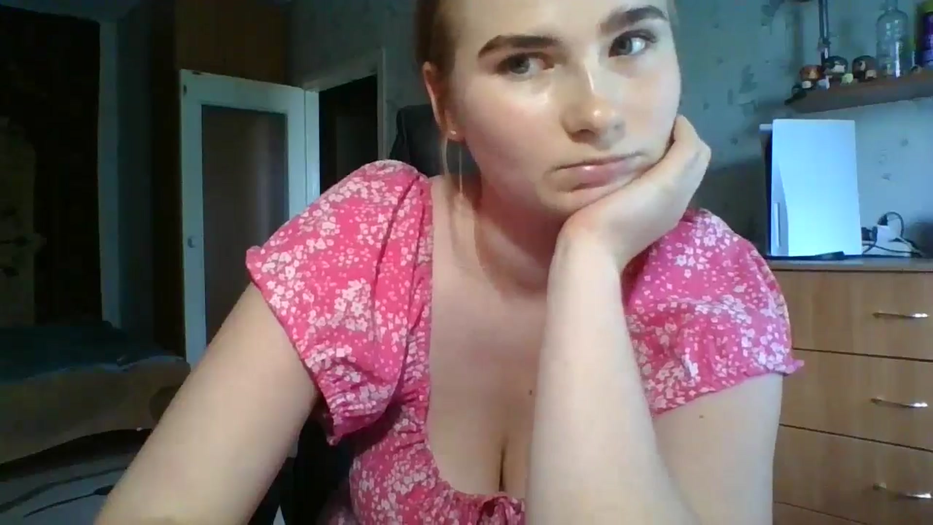 Gallery image thumbnail from Candy_UA's myfreecams stream on, 09/04/2024, 08:59 image 17 of 20