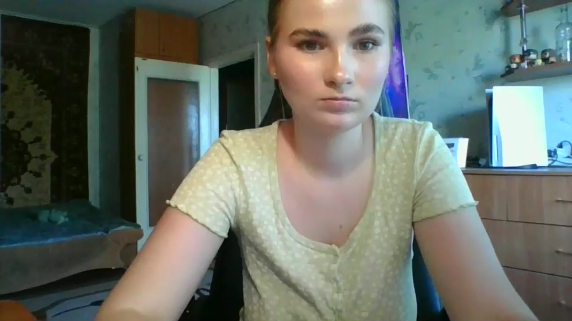 Gallery image thumbnail from Candy_UA's myfreecams stream on, 09/06/2024, 09:20 image 12 of 20