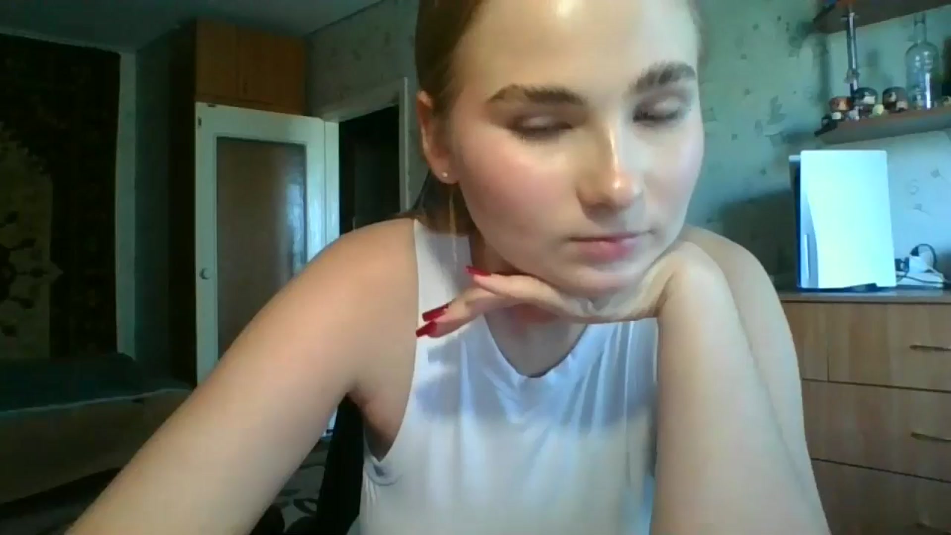 Gallery image thumbnail from Candy_UA's myfreecams stream on, 09/09/2024, 10:32 image 19 of 20
