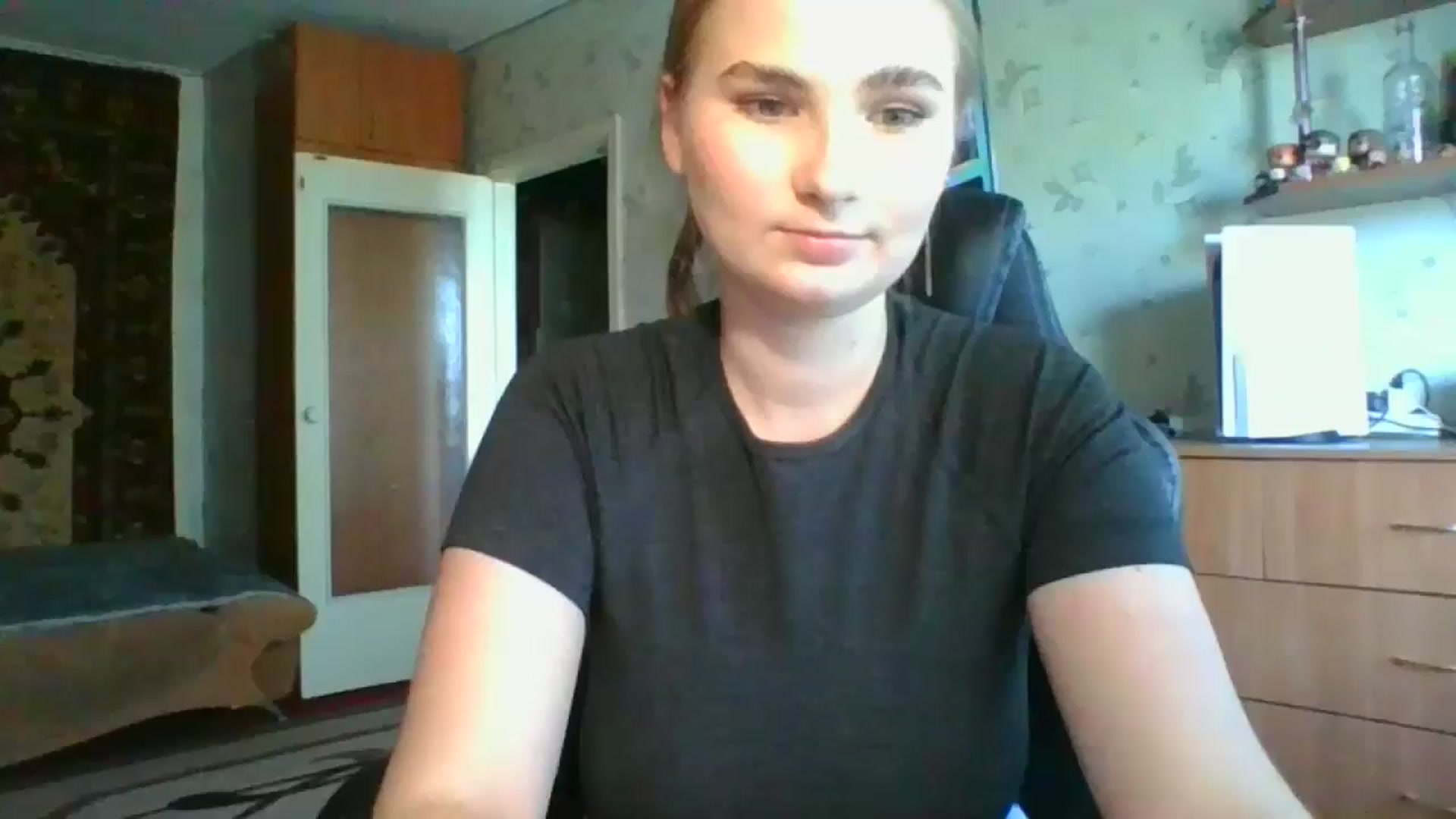 Gallery image thumbnail from Candy_UA's myfreecams stream on, 09/09/2024, 10:32 image 20 of 20