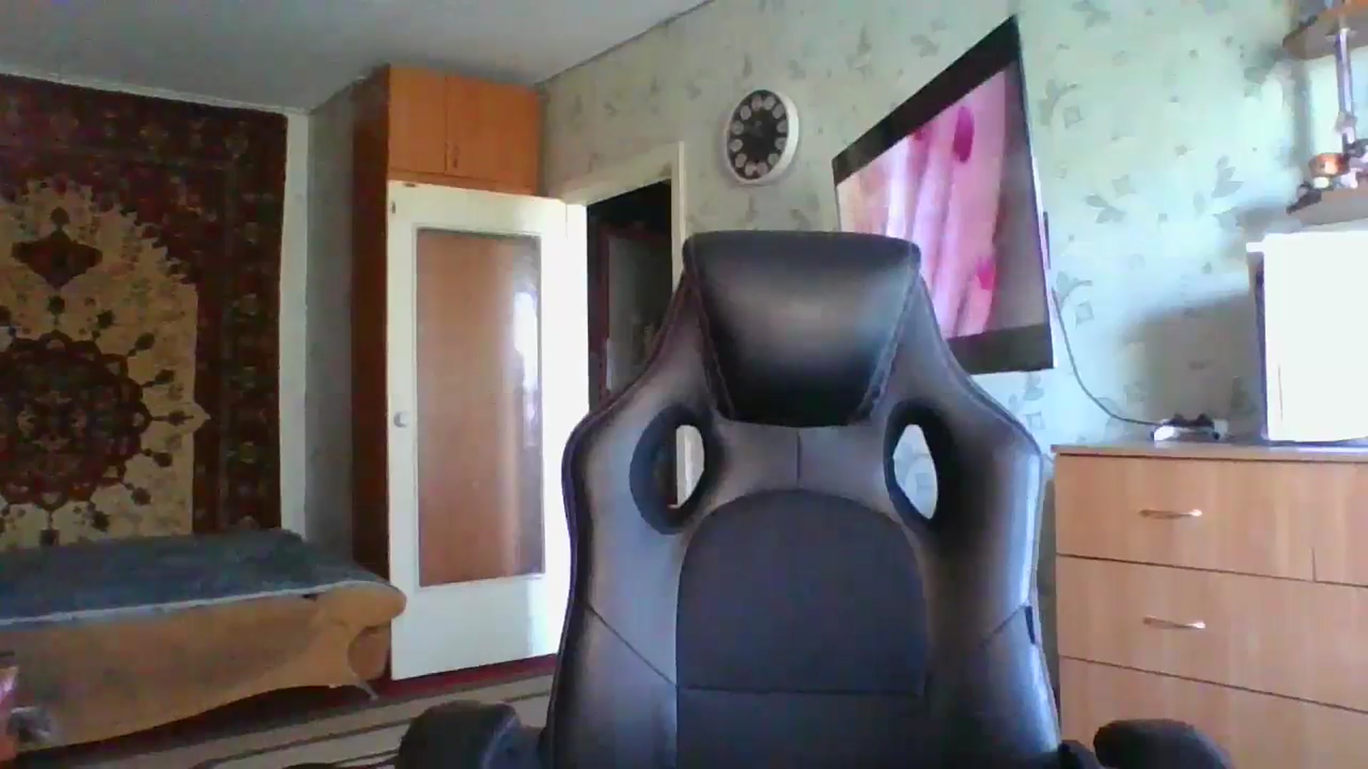 Gallery image thumbnail from Candy_UA's myfreecams stream on, 09/09/2024, 10:32 image 5 of 20