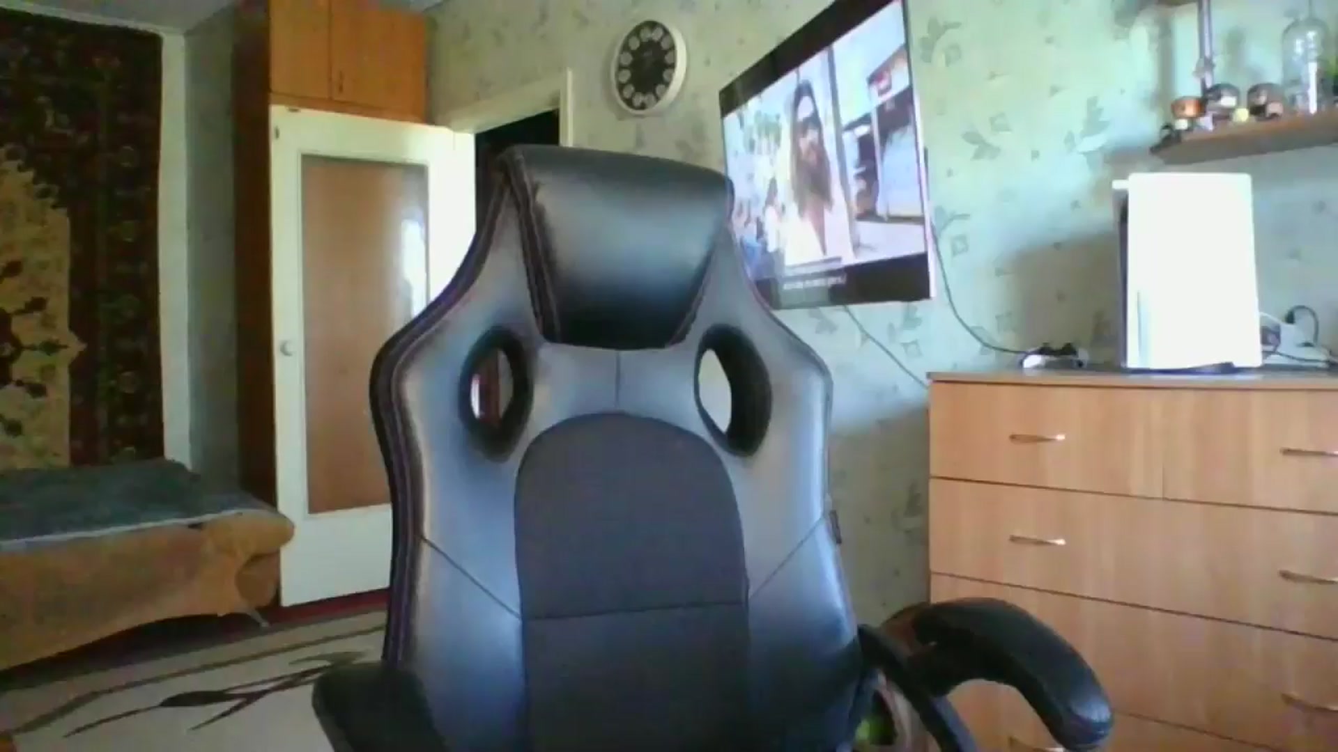 Gallery image thumbnail from Candy_UA's myfreecams stream on, 09/09/2024, 10:32 image 18 of 20