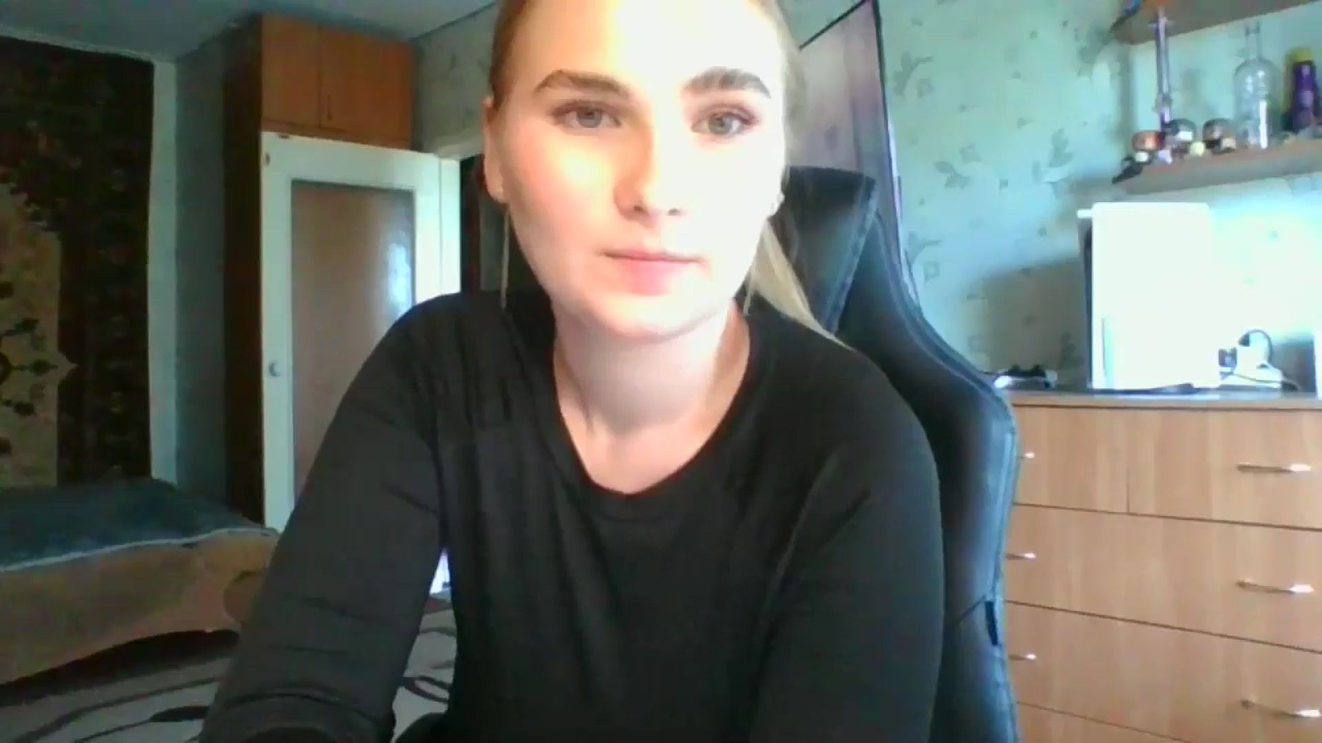Gallery image thumbnail from Candy_UA's myfreecams stream on, 09/09/2024, 11:57 image 13 of 20