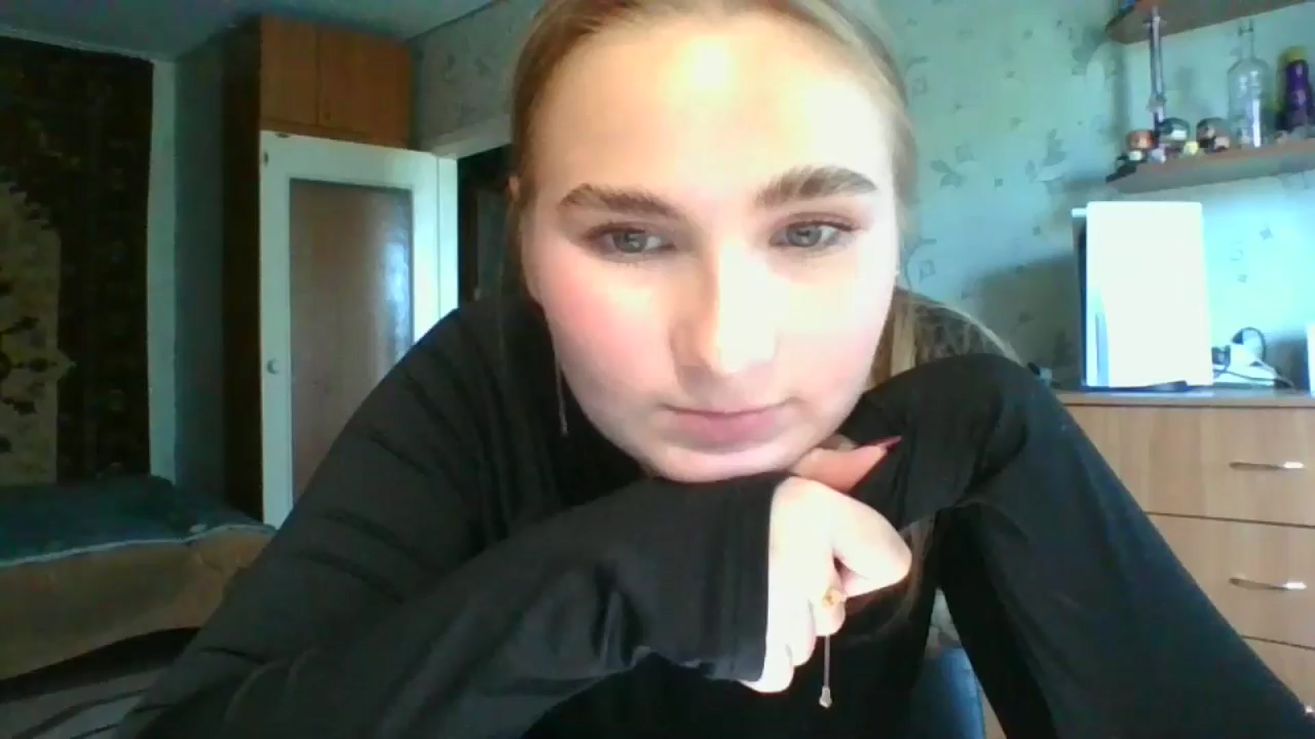 Gallery image thumbnail from Candy_UA's myfreecams stream on, 09/09/2024, 11:57 image 17 of 20