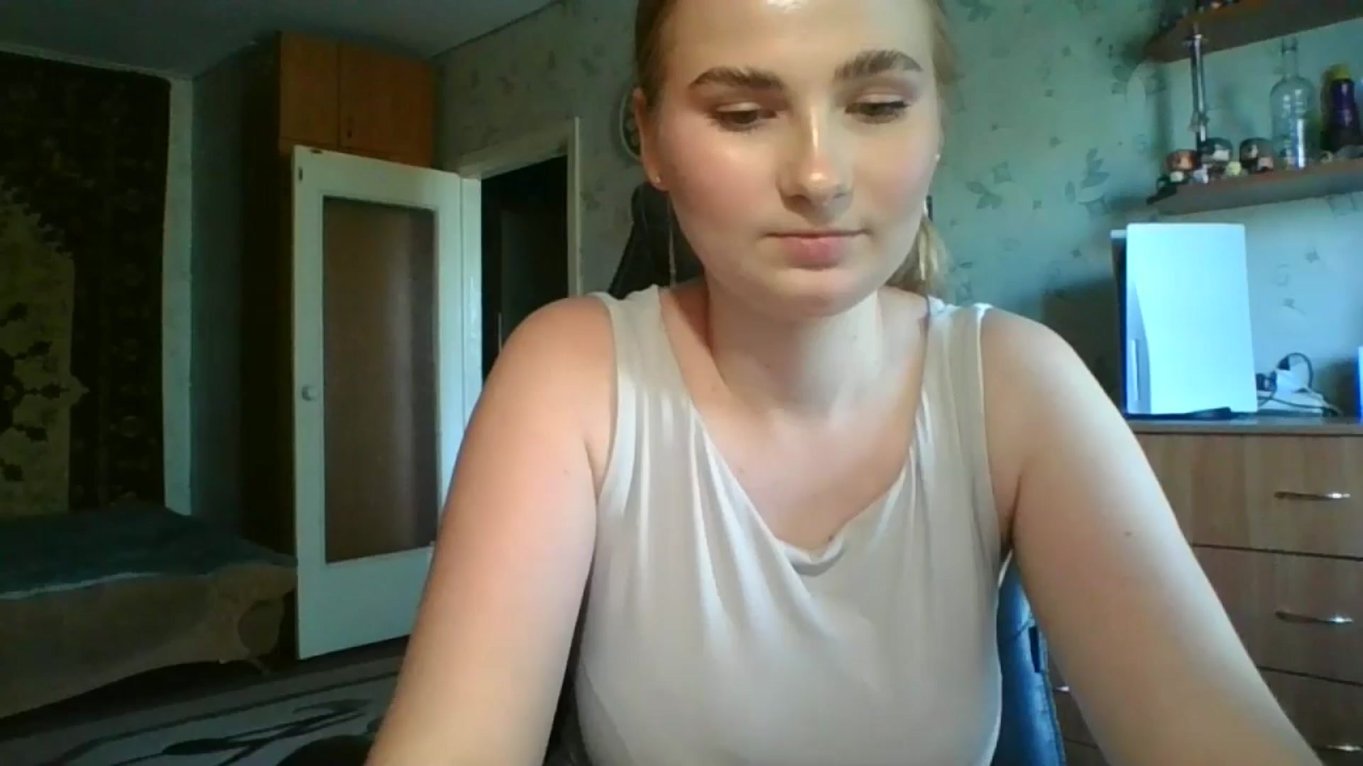 Gallery image thumbnail from Candy_UA's myfreecams stream on, 09/11/2024, 11:09 image 19 of 20