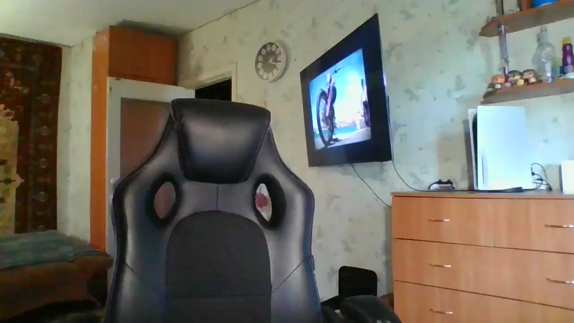 Gallery image thumbnail from Candy_UA's myfreecams stream on, 10/07/2024, 11:24 image 11 of 20