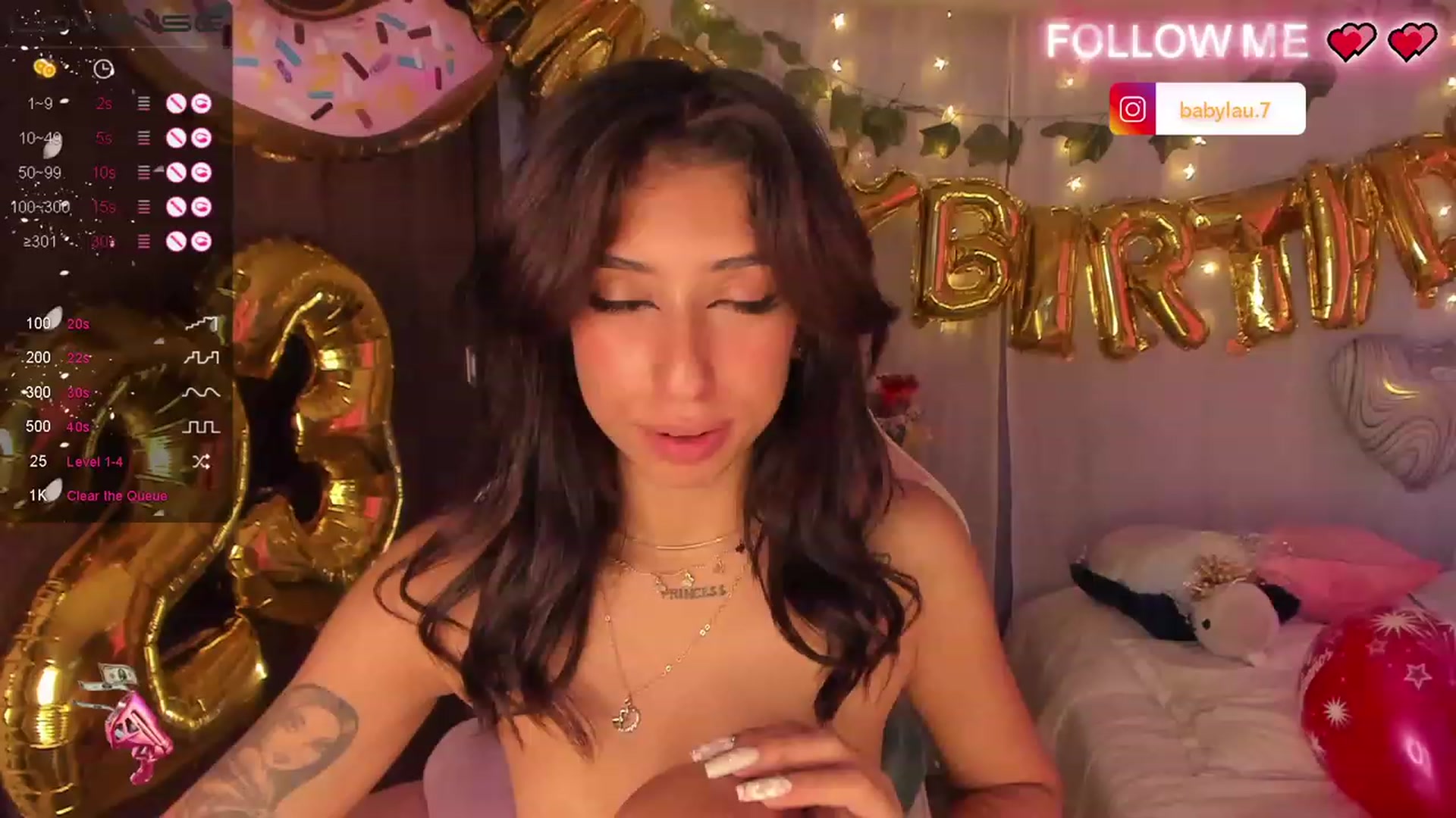 Gallery image thumbnail from Candylau7's myfreecams stream on, 06/25/2023, 16:02 image 16 of 20