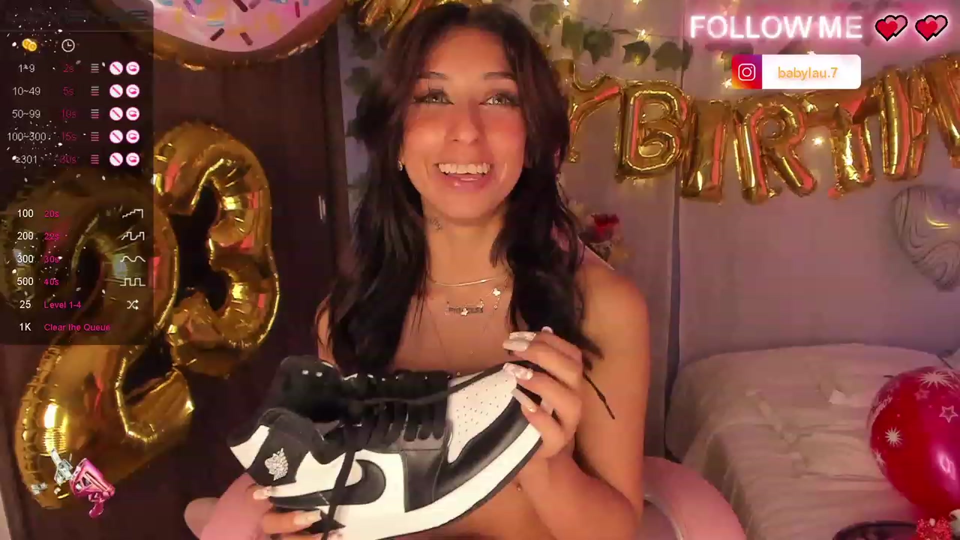 Gallery image thumbnail from Candylau7's myfreecams stream on, 06/25/2023, 16:02 image 18 of 20
