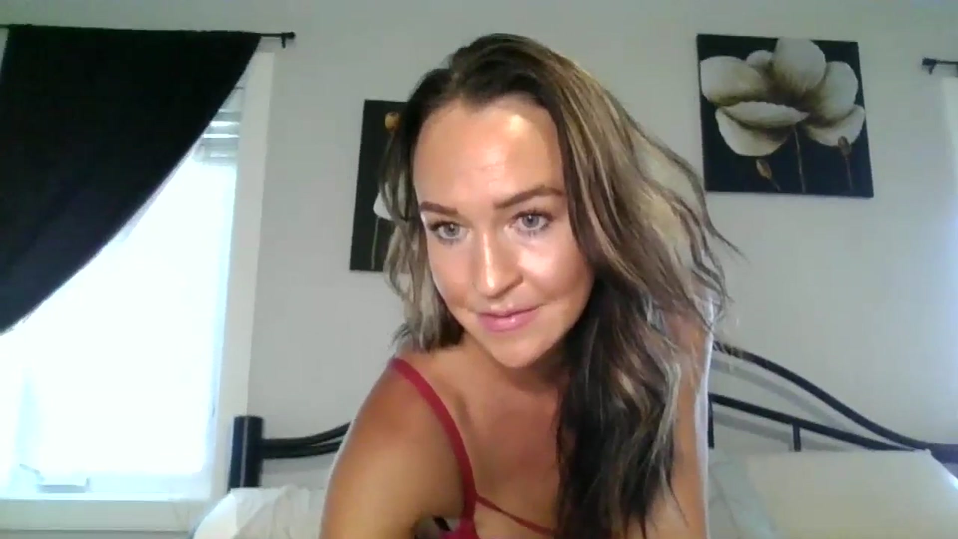 Gallery image thumbnail from Candymandysk1's myfreecams stream on, 08/17/2023, 21:40 image 10 of 20
