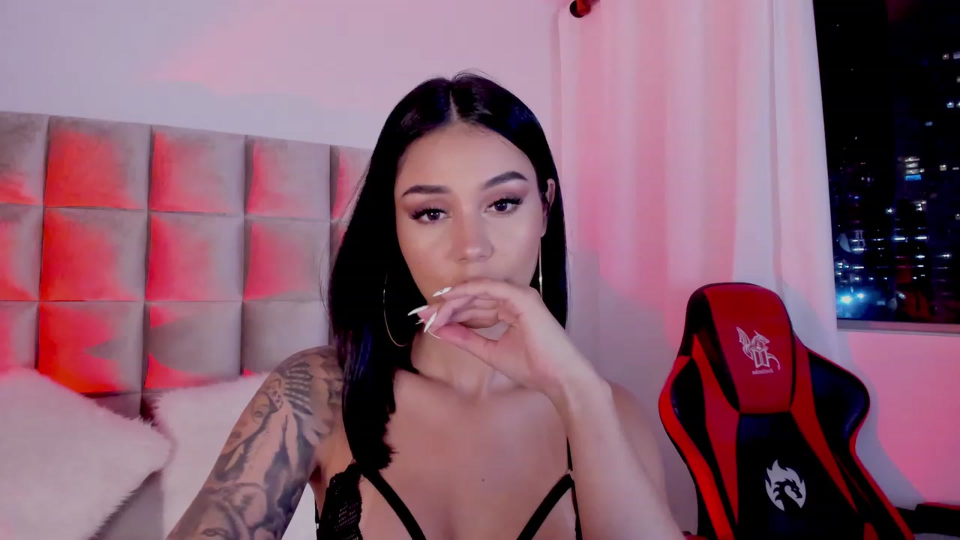 Gallery image thumbnail from Candyred88's myfreecams stream on, 11/16/2022, 07:55 image 2 of 20