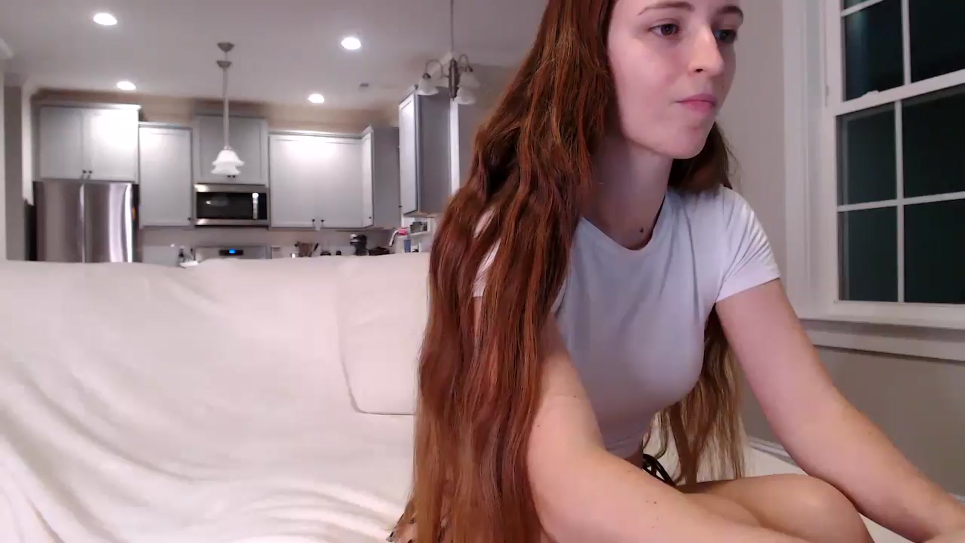 Gallery image thumbnail from Candyredhead's myfreecams stream on, 08/22/2025, 04:10 image 1 of 20