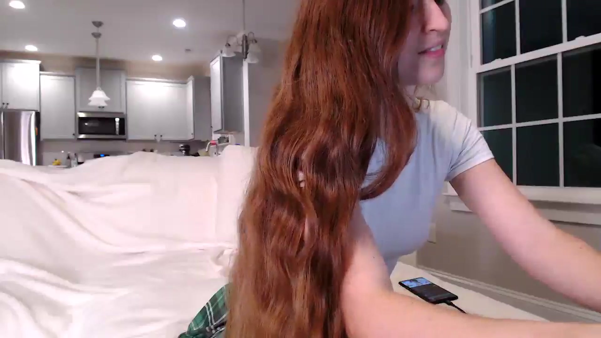 Gallery image thumbnail from Candyredhead's myfreecams stream on, 08/27/2025, 03:46 image 2 of 20