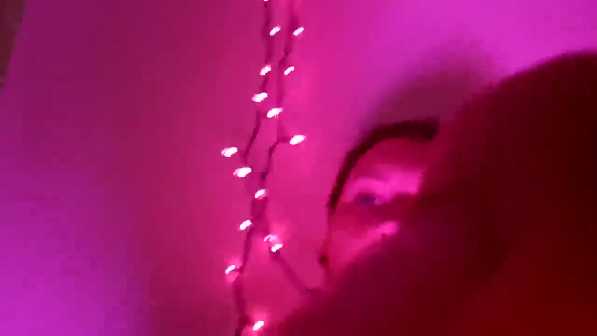 Gallery image thumbnail from Candyswirls69's myfreecams stream on, 09/12/2025, 03:54 image 10 of 20