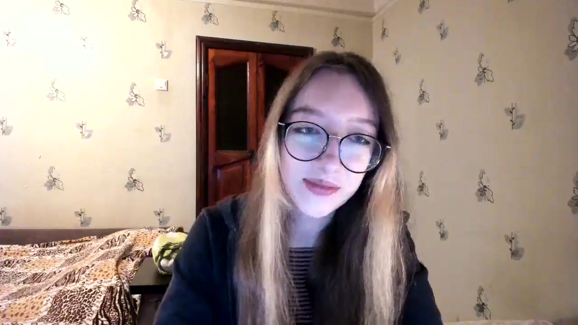 Gallery image thumbnail from CandyyCrushh's myfreecams stream on, 10/24/2024, 17:39 image 11 of 20