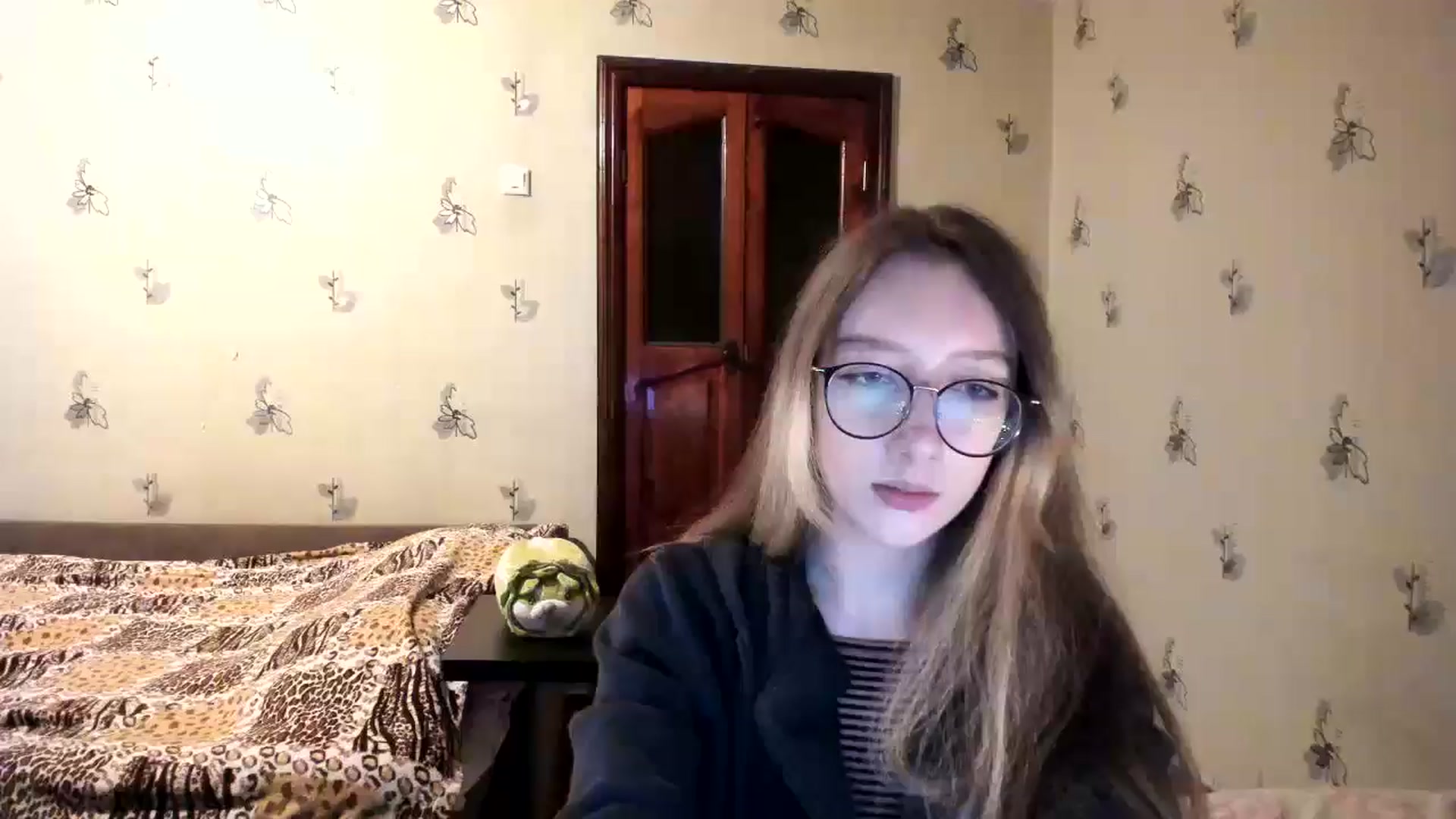 Gallery image thumbnail from CandyyCrushh's myfreecams stream on, 10/24/2024, 20:29 image 7 of 20