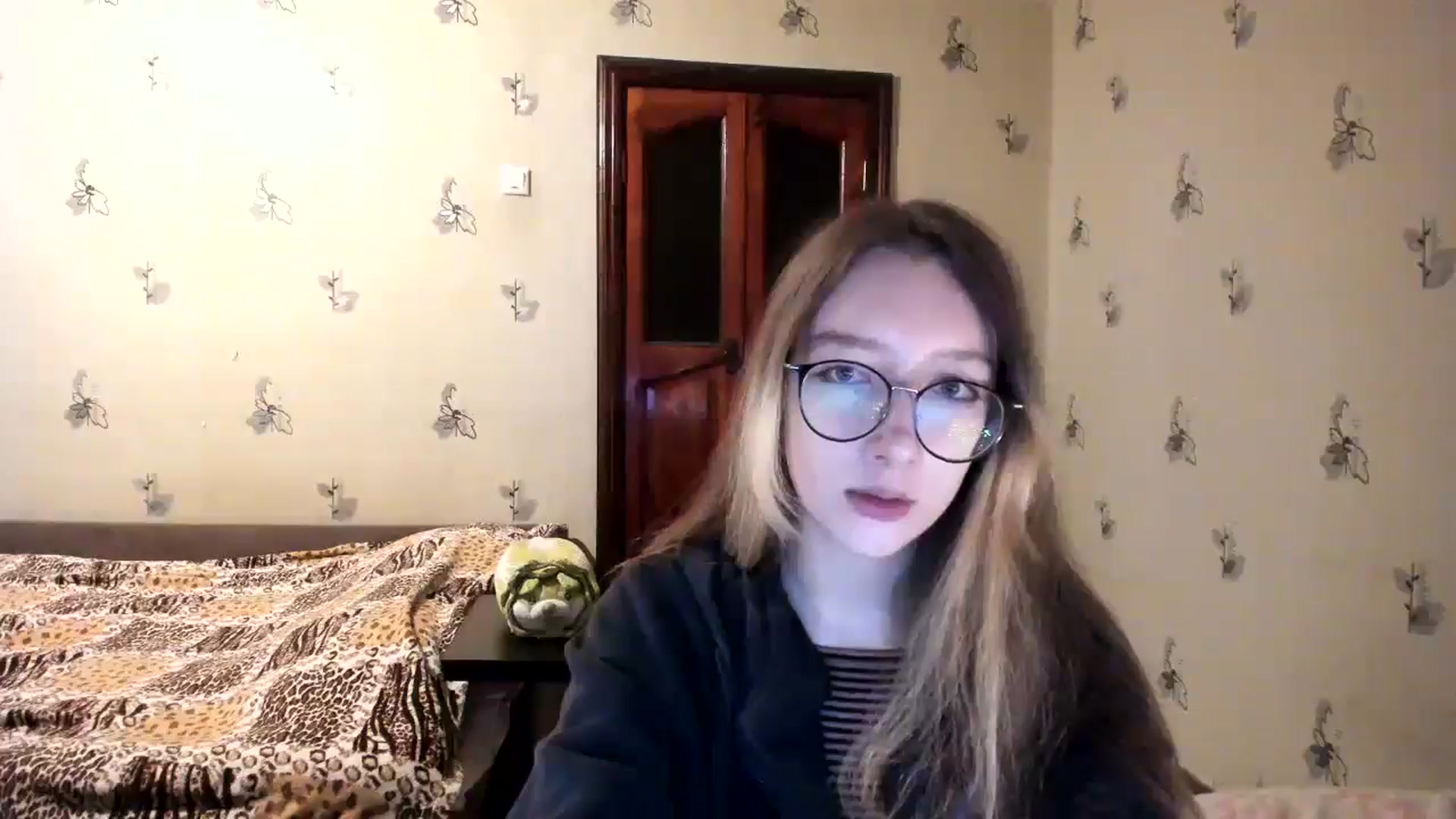 Gallery image thumbnail from CandyyCrushh's myfreecams stream on, 10/24/2024, 20:29 image 9 of 20